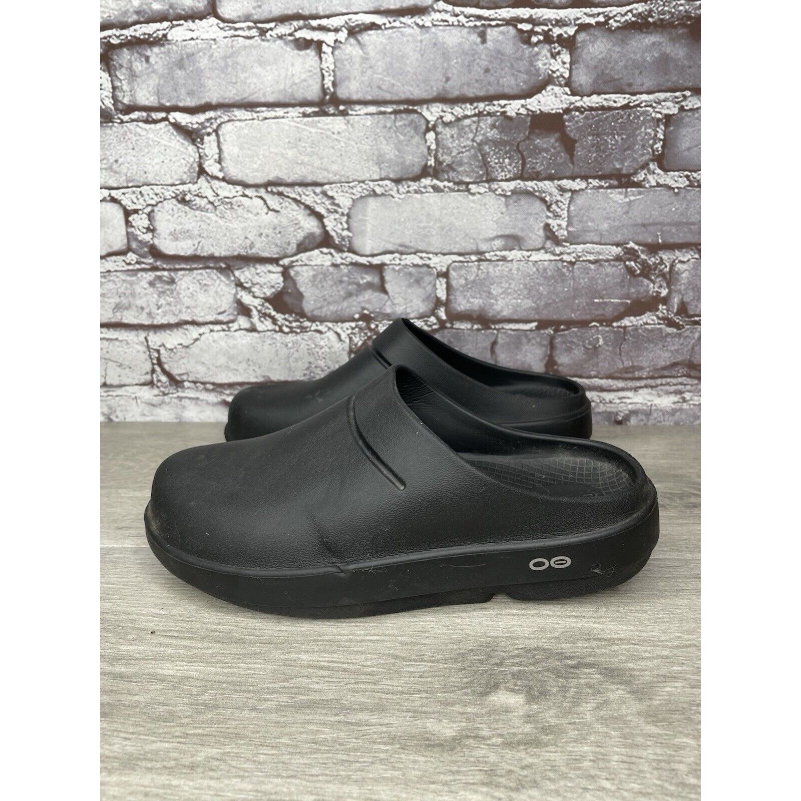 Other Oofos Oocloog Recovery Black Rubber Mules Slides Sandals Wom Size US 7 / IT 37 - 10 Thumbnail