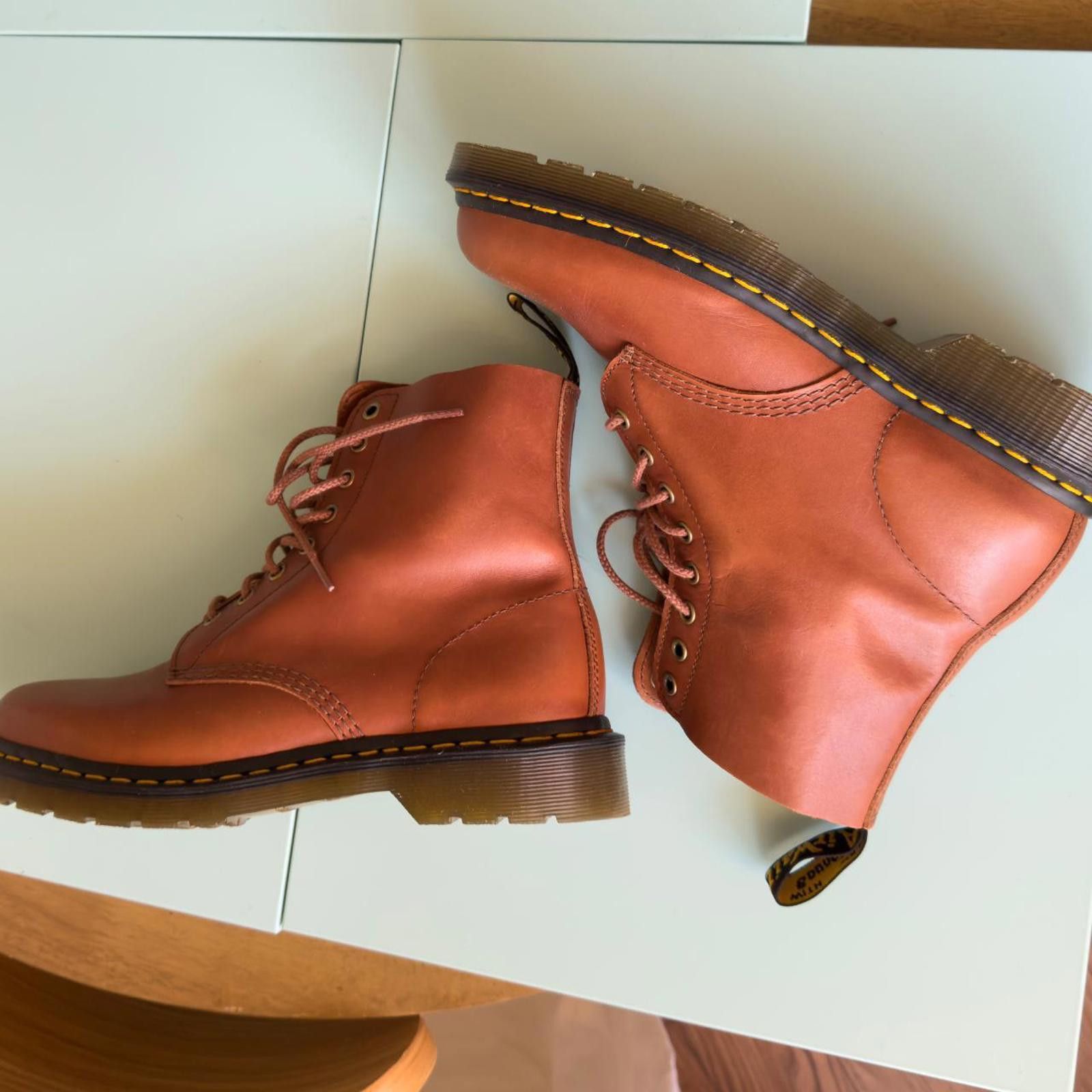 Dr. Martens Dr. Martens 1460 Brown Men 9 Women 10 Boots Size US 9 / EU 42 - 3 Thumbnail