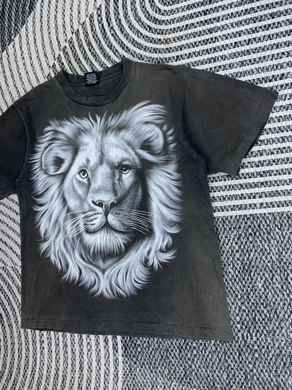 Japanese Brand Vintage Rock Eagle Big Print Lion Graphic Shirt Size US M / EU 48-50 / 2 - 3 Thumbnail