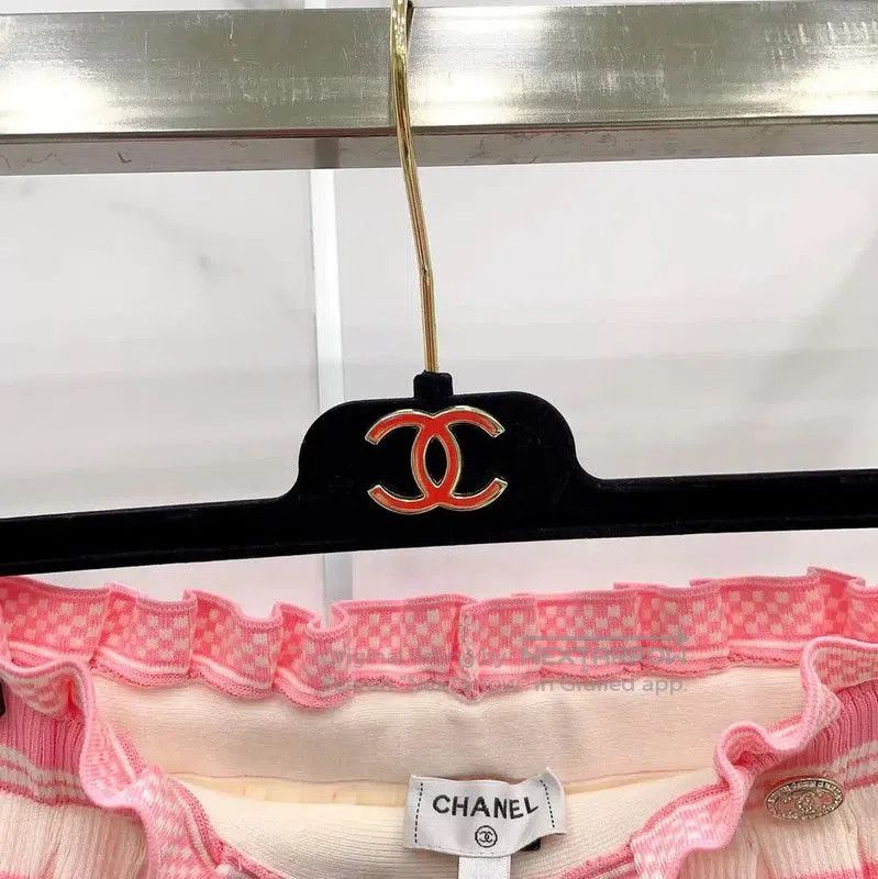 Chanel Chanel Pink Cotton Blend Women's Skirt . Size 23" - 4 Thumbnail