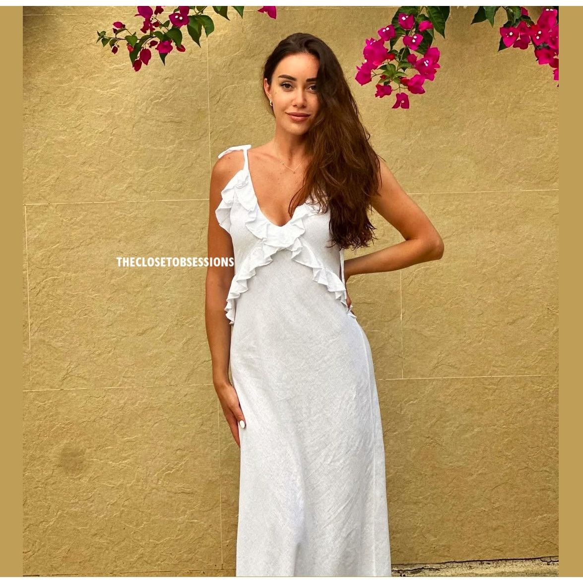 RARE!!! ZARA BLOGGER FAVE!!! V-Neck Midi Dress NWT