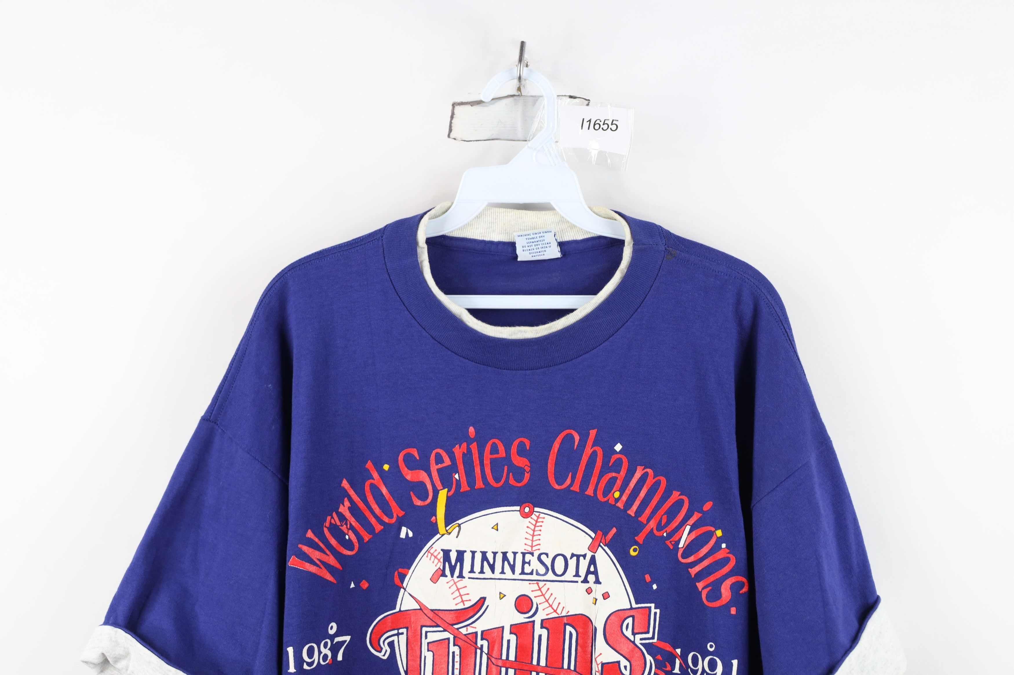 Vintage Vintage 90s Champs Minnesota Twins Baseball T-Shirt USA Size US XL / EU 56 / 4 - 2 Thumbnail
