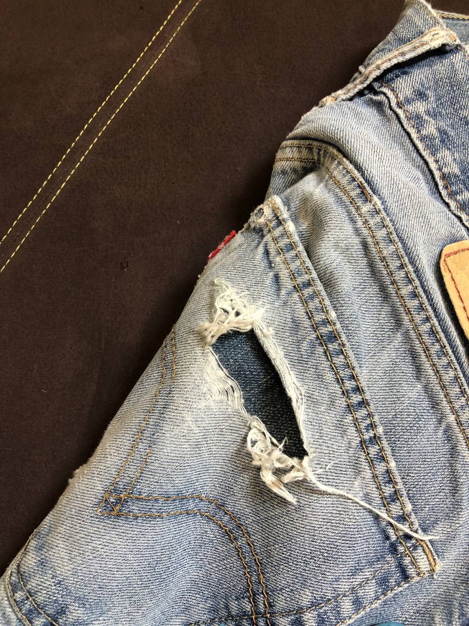 Levi's Levis 505 Button Fly Straight Leg Jeans Med Wash Size US 34 / EU 50 - 18 Thumbnail