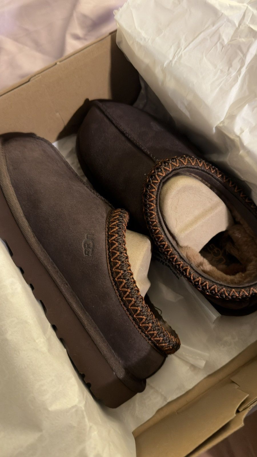 Ugg Tasman Ugg Brown Size US 7 / IT 37 - 2 Thumbnail