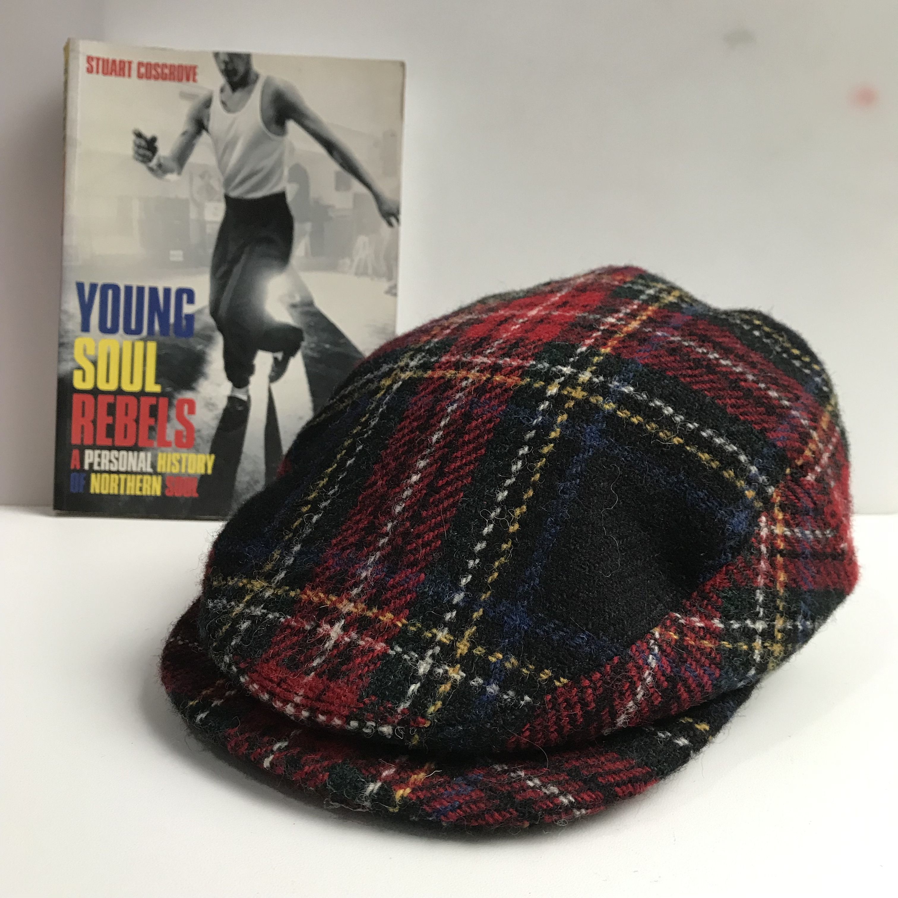 Harris Tweed × Vintage Vintage hats in the belfry Harris Tweed Scottish Wool Flat Size ONE SIZE - 2 Thumbnail