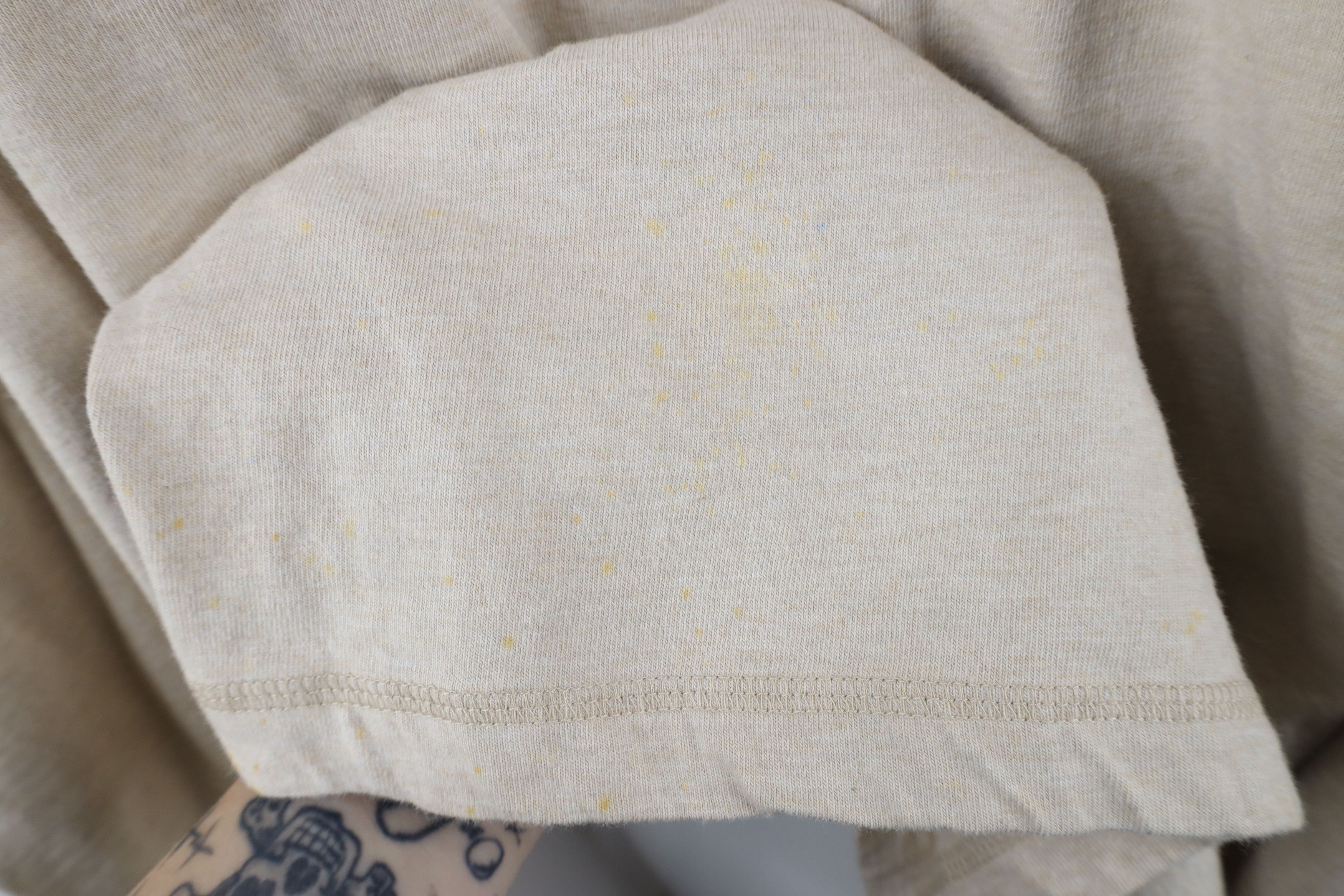 Vintage Vintage 90s Streetwear Long Sleeve Henley T-Shirt Beige Size US L / EU 52-54 / 3 - 5 Thumbnail