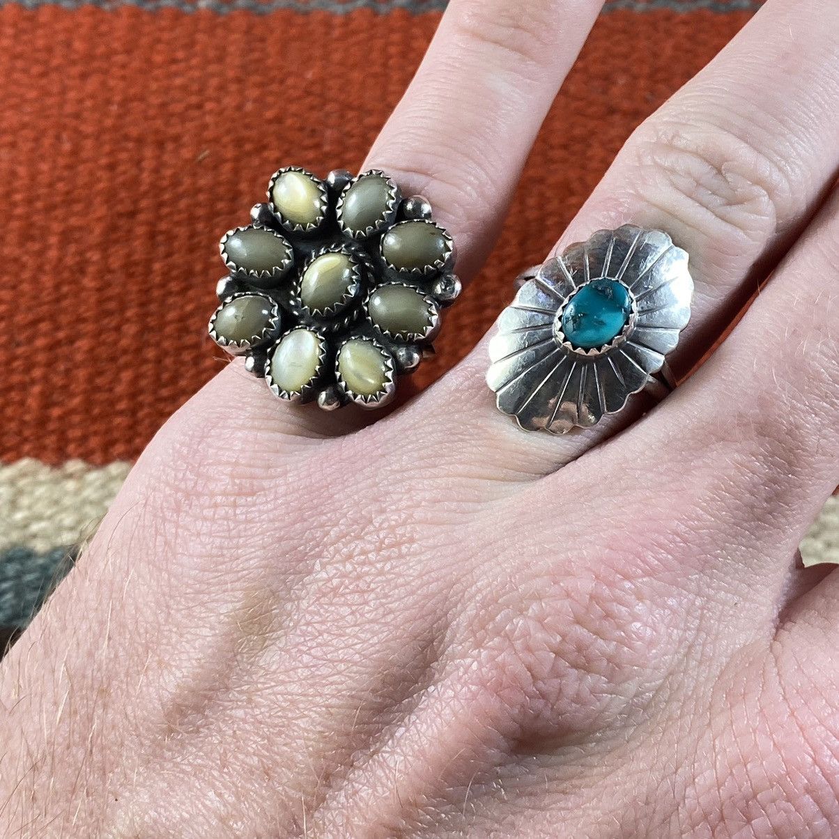 Kapital × Vintage Vtg Zuni Sterling Silver Mother of Pearl Cluster Ring Navajo Size ONE SIZE - 10 Thumbnail