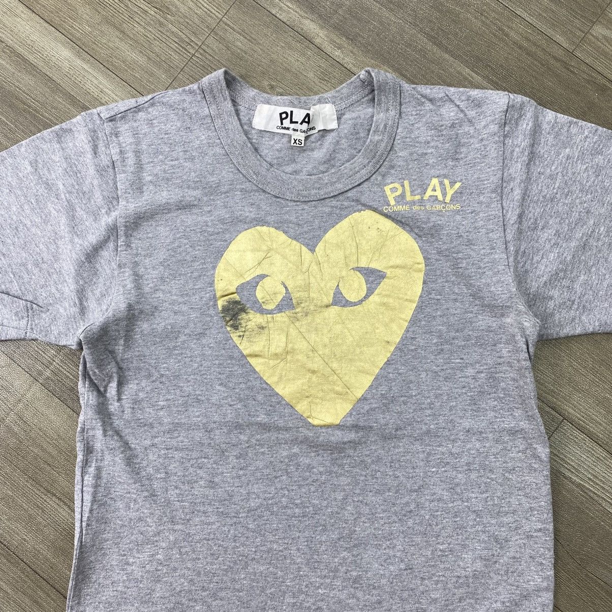 Comme des Garcons PLAY AD2010 Comme des Garçons Play CDG Yellow Heart Big Logo Tee Size US XS / EU 42 / 0 - 2 Thumbnail