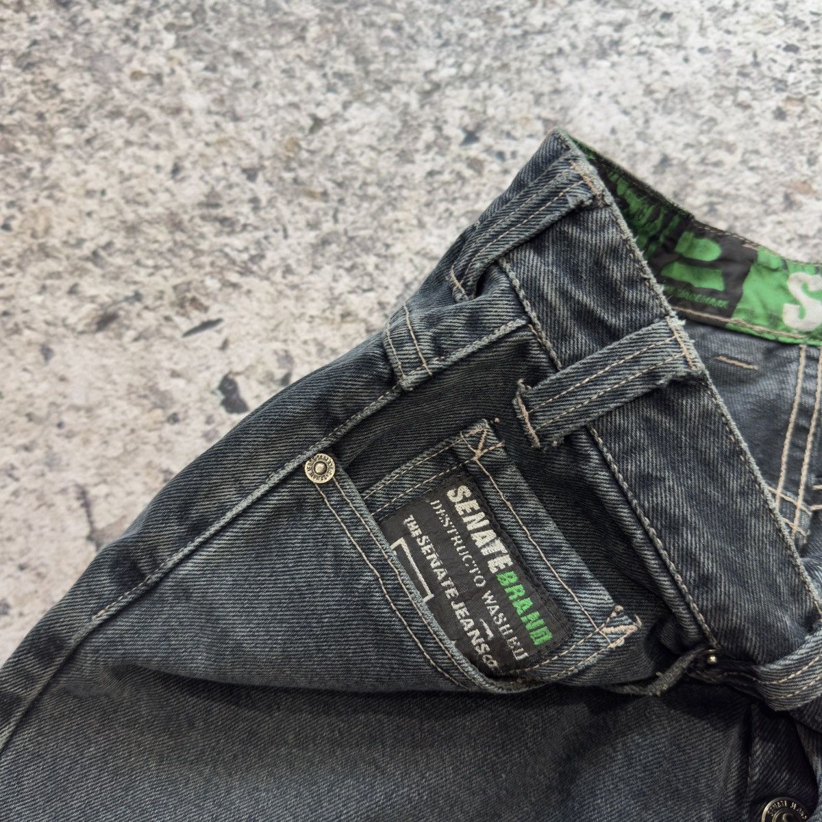 Vintage Thrashed Faded Distressed Y2K Jean Shorts Jorts ERD Grunge Size US 29 - 5 Thumbnail
