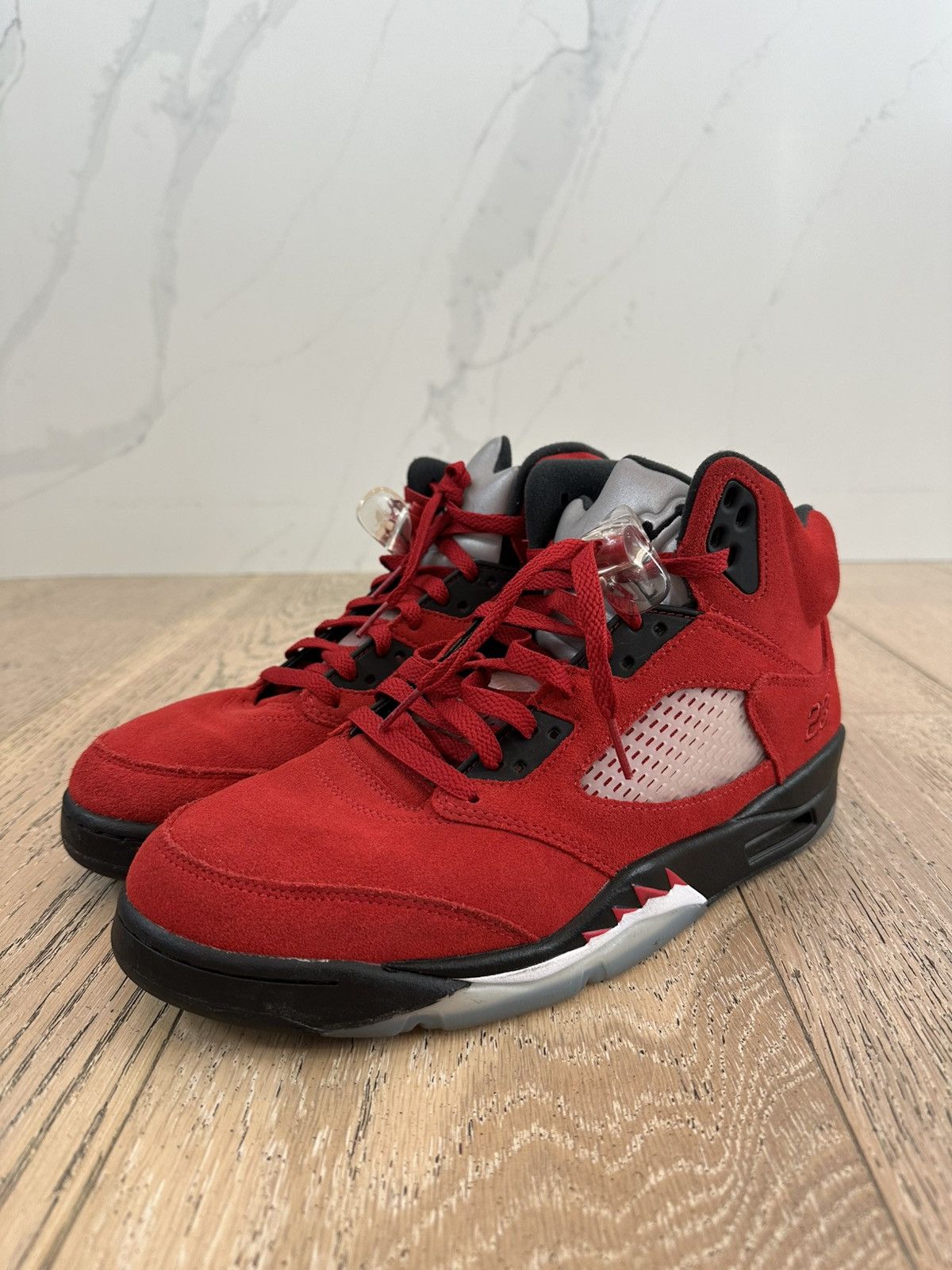 Jordan Brand Jordan 5 Retro Raging Bull Red Size US 11 / EU 44 - 1 Thumbnail