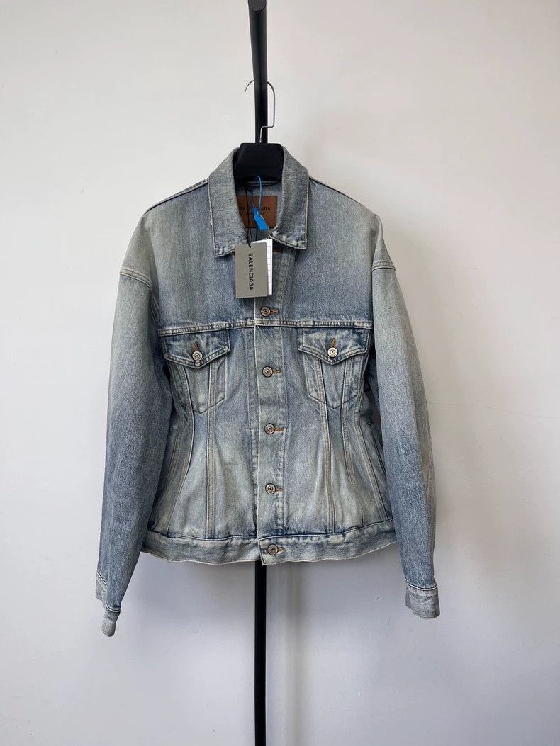 Balenciaga Balenciaga size 32 Solid button pocket denim jacket with lo Size XS / US 0-2 / IT 36-38 - 1 Thumbnail