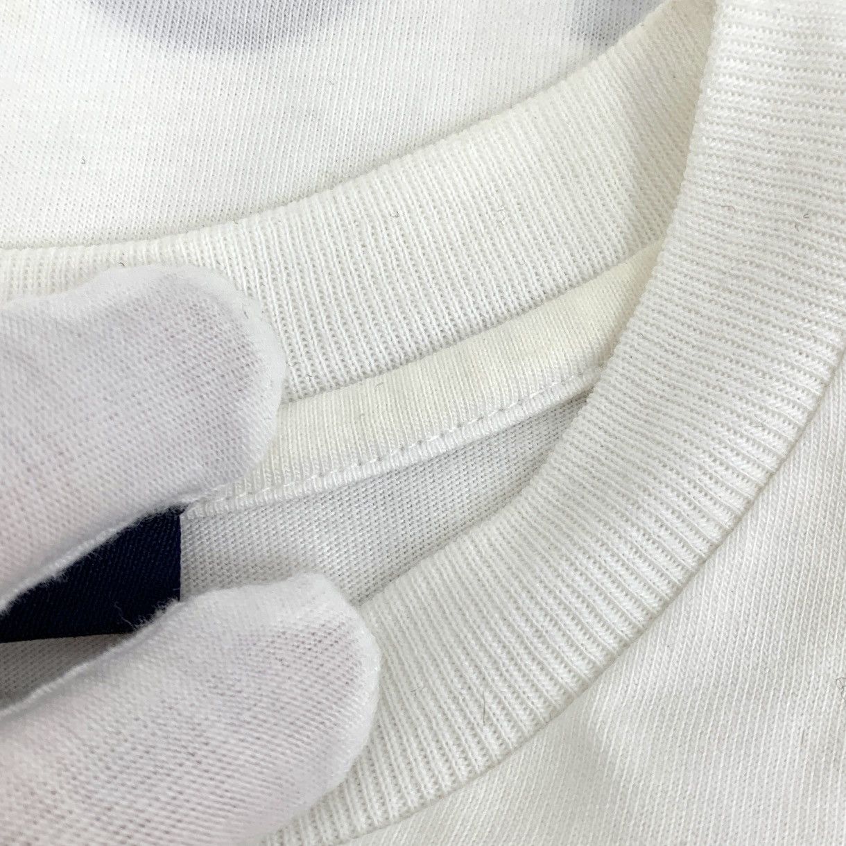 Louis Vuitton Louis Vuitton Chain Detail Short Sleeve T-shirt K26WX Size M / US 6-8 / IT 42-44 - 9 Thumbnail