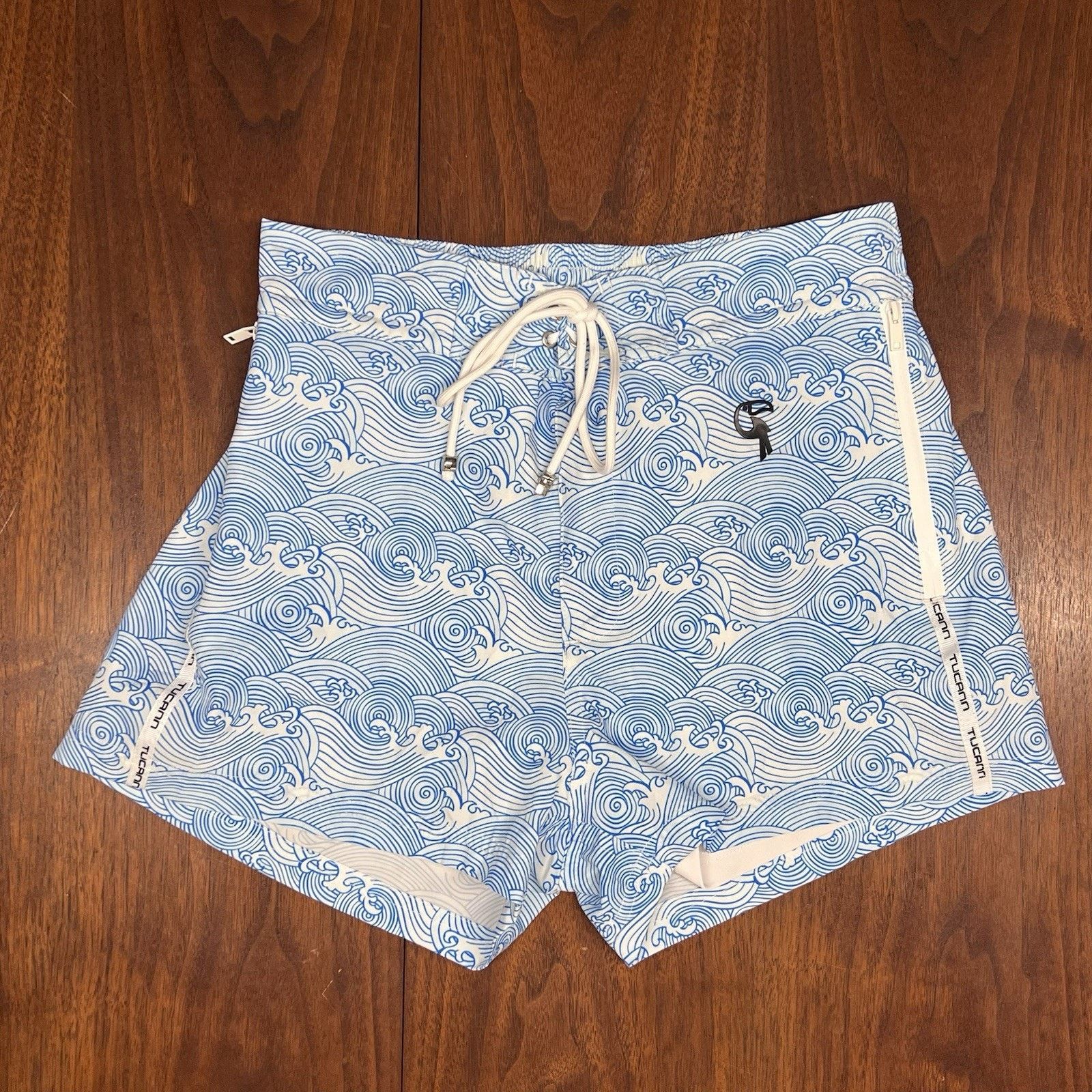 Other Tucann Swim Trunks “Make Waves” Men’s S Lined Pockets Size US 26 / EU 42 - 2 Thumbnail