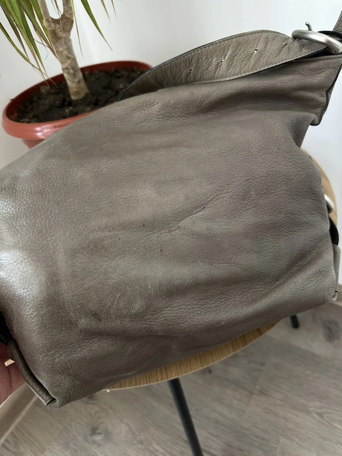 Diesel Vintage LUPO Women Brown Taupe Leather Distressed Handbag Size ONE SIZE - 8 Thumbnail