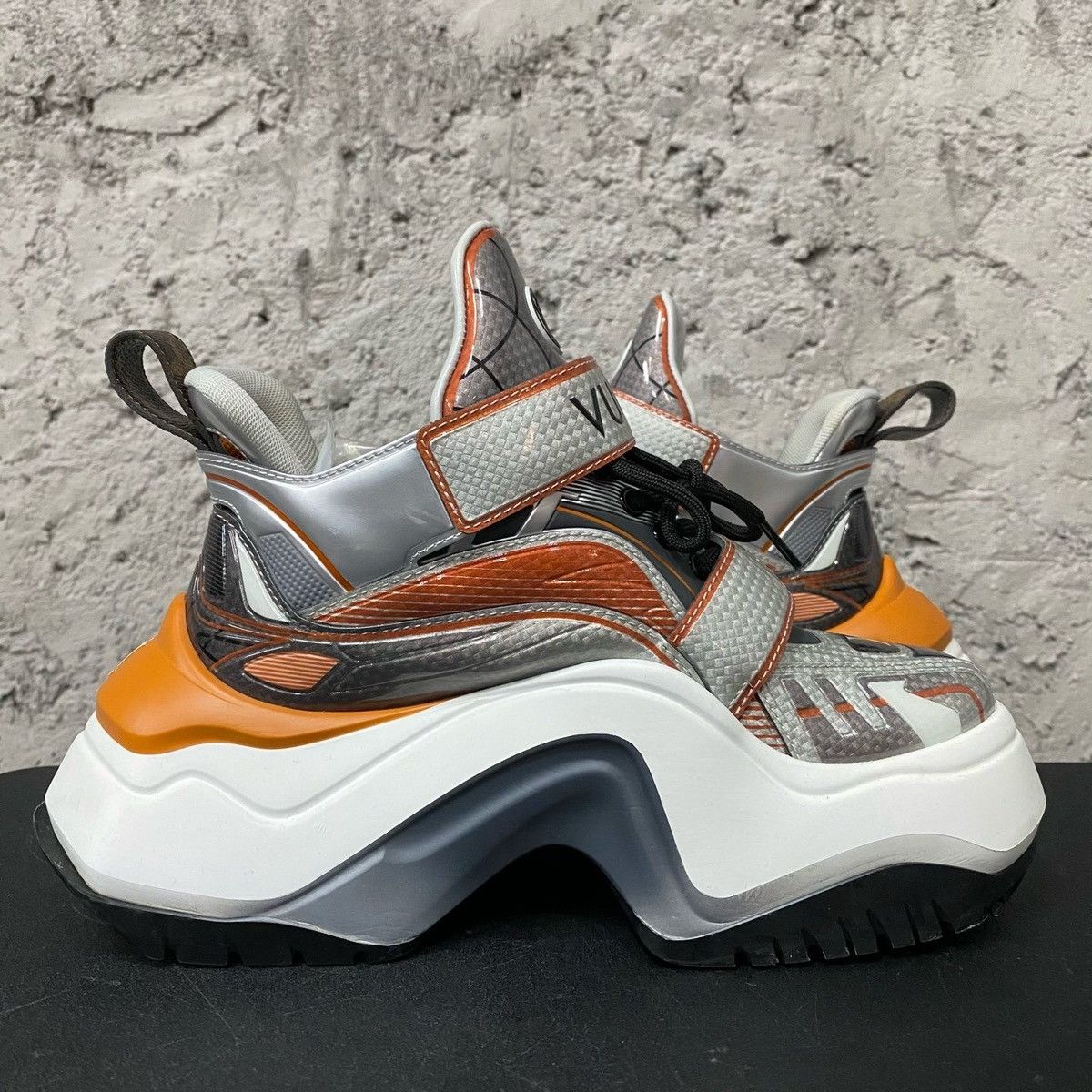 Louis Vuitton Metallic Calfskin Monogram LV Archlight 2.0 Platform Size US 6 / IT 36 - 5 Thumbnail