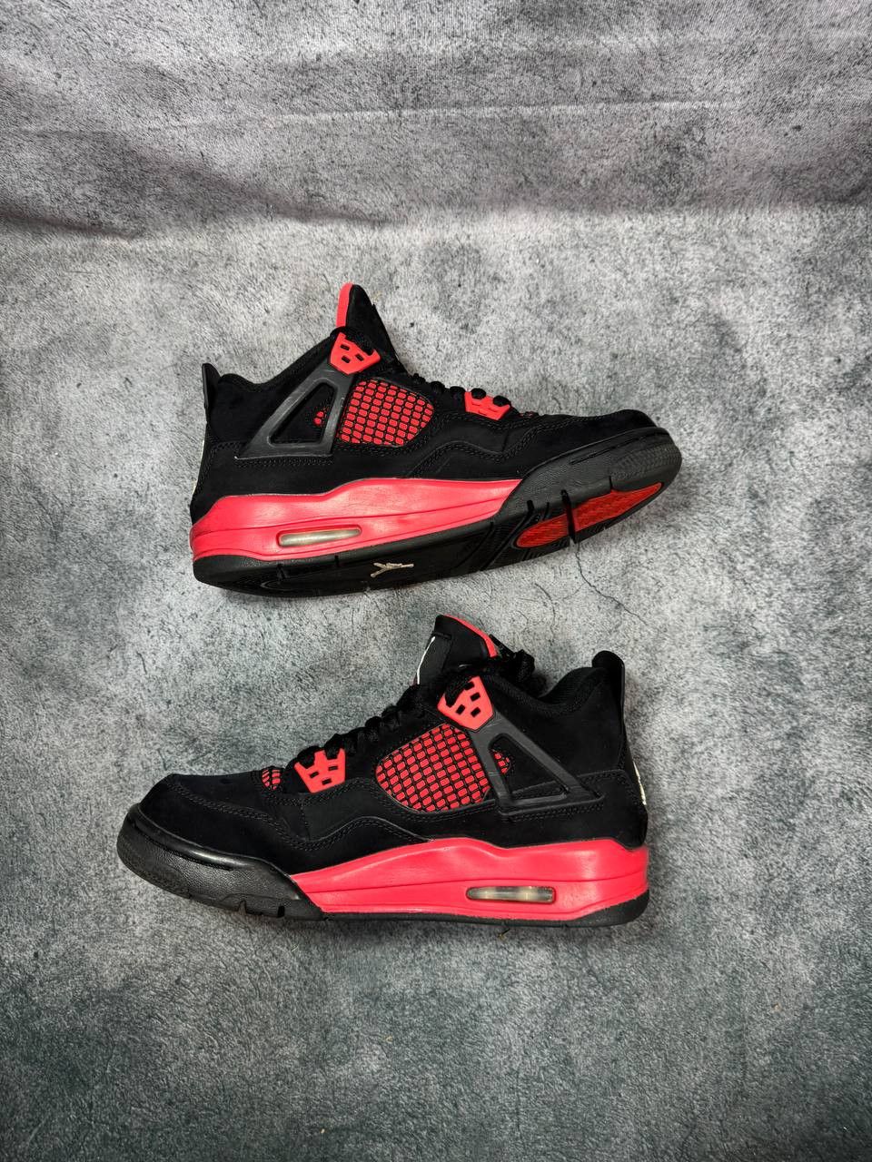 Jordan Brand Size 6.5Y | Jordan 4 Red Thunder With Box | Pre-Owned Size US 6.5 / EU 39-40 - 9 Thumbnail