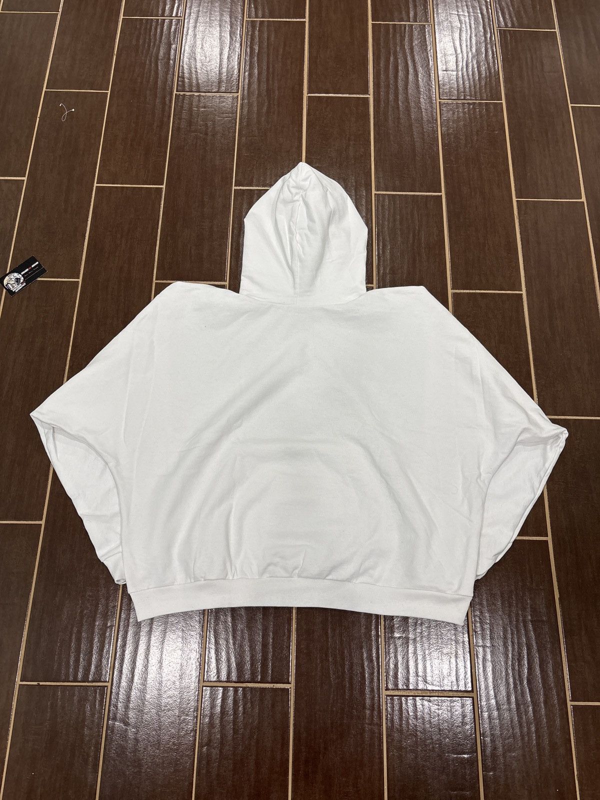 Yeezy Yeezy Gosha Herald Tribune Hoodie White Size 2 Size US L / EU 52-54 / 3 - 3 Thumbnail