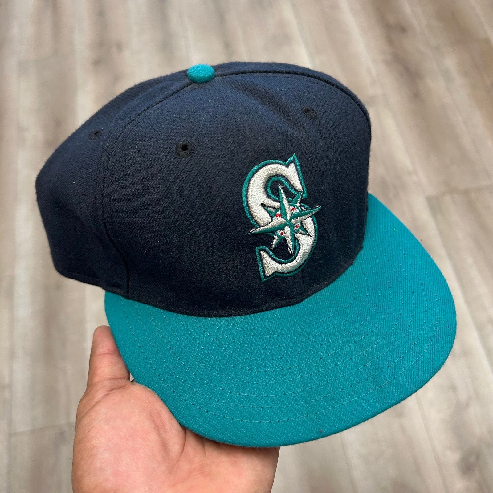 New Era New Era Seattle Mariners 59Fifty fitted cap Hat size 7 1/4 Size ONE SIZE - 1 Thumbnail