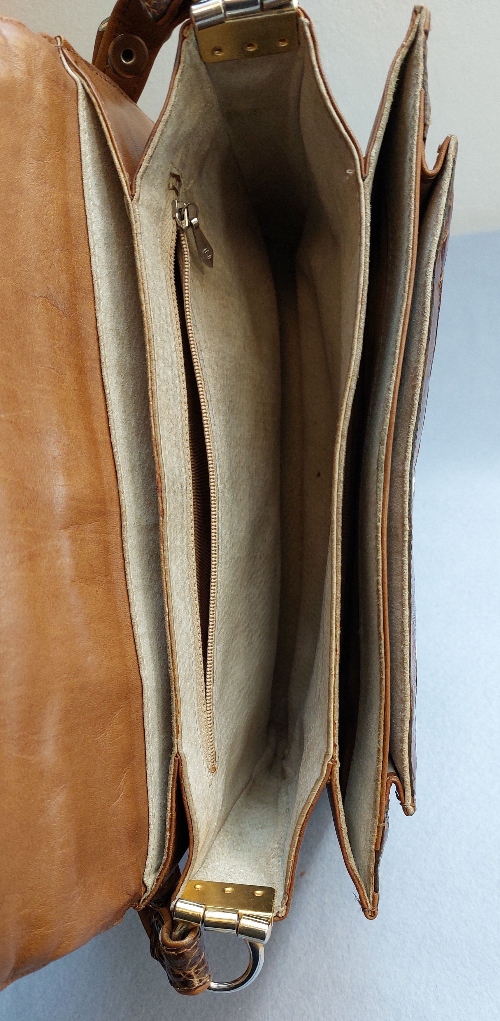 Vintage Vintage Crocodile Leather Satchel Bag Size ONE SIZE - 7 Thumbnail