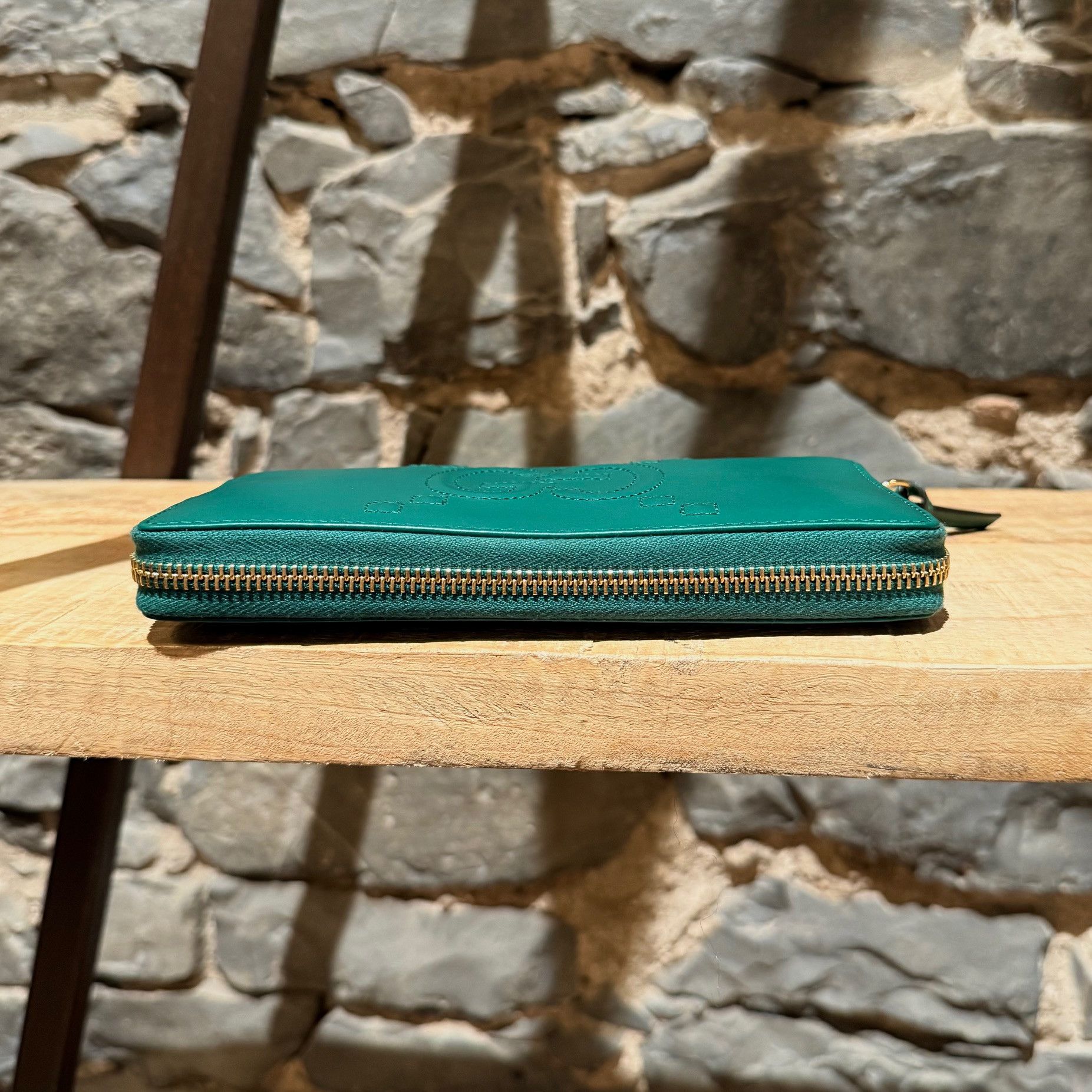 Gucci Gucci Green Leather Jumbo GG Embossed Apollo Zip Wallet Size ONE SIZE - 6 Thumbnail