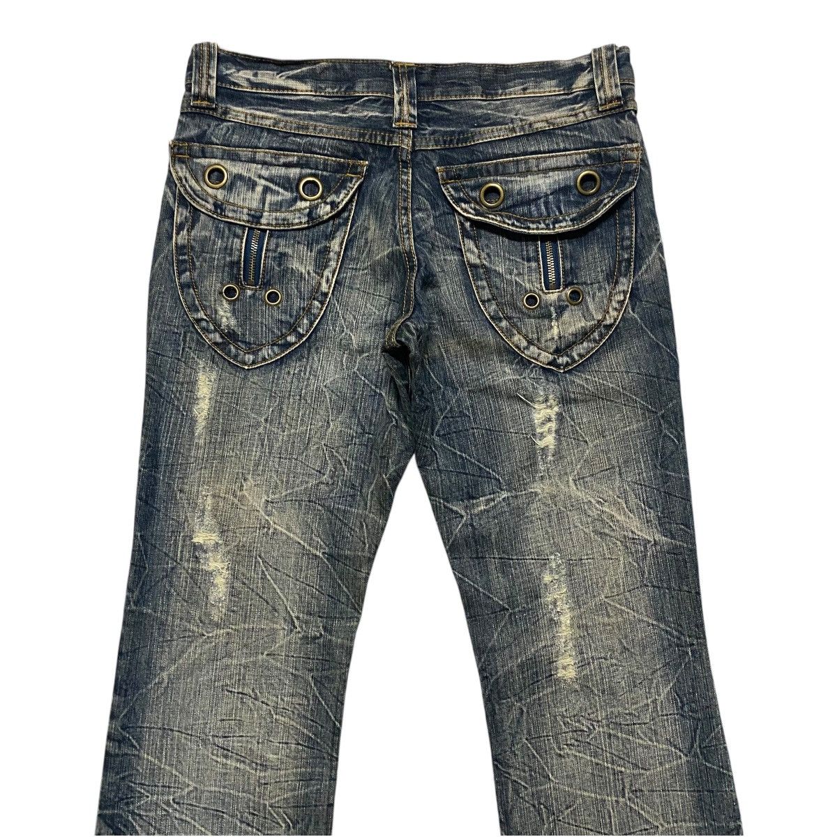semanticdesign Semantic Design Distressed Denim Flare Jeans Size US 31 - 11 Thumbnail