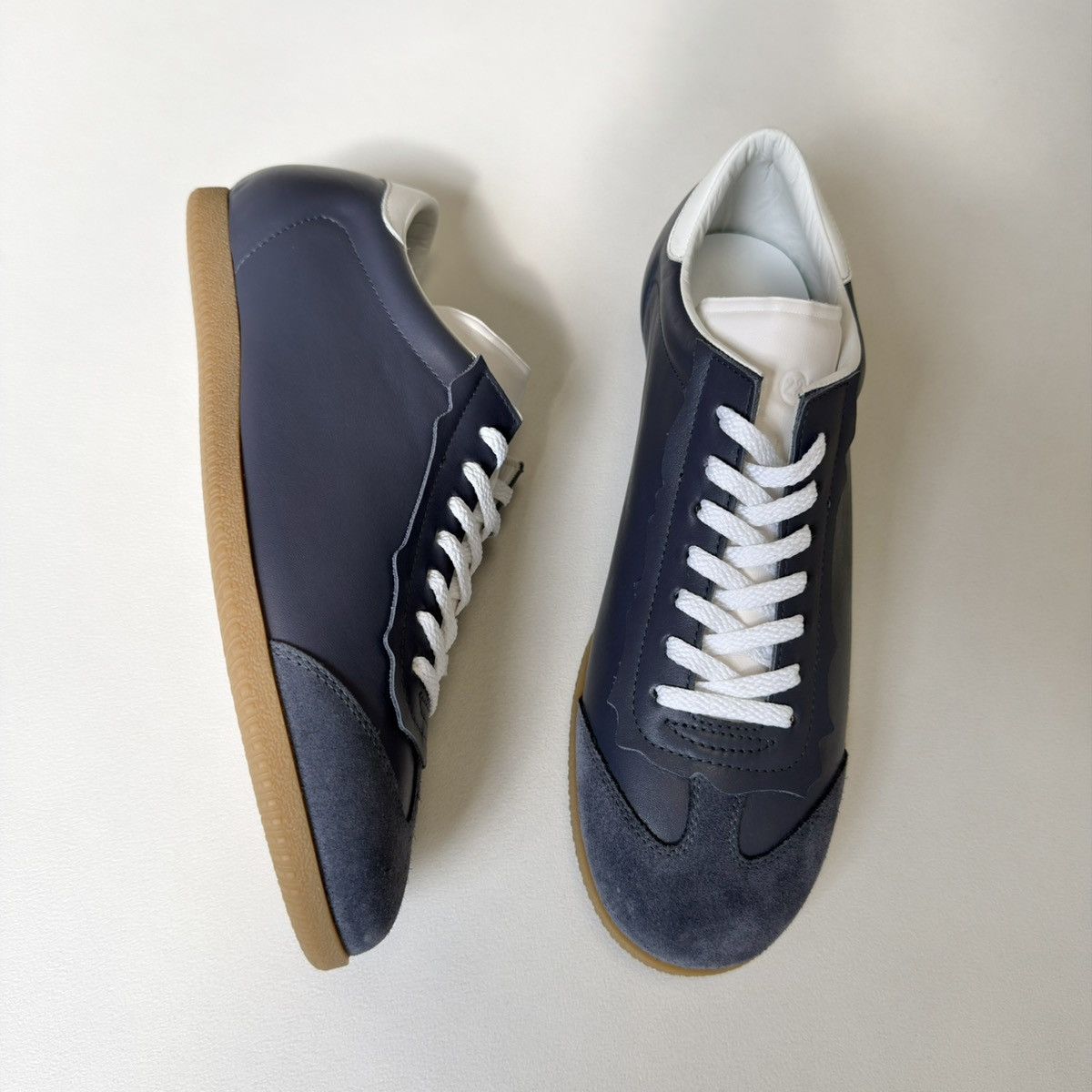 Maison Margiela Gray Leather ‘Featherlight’ Sneakers Size US 10 / EU 43 - 2 Thumbnail