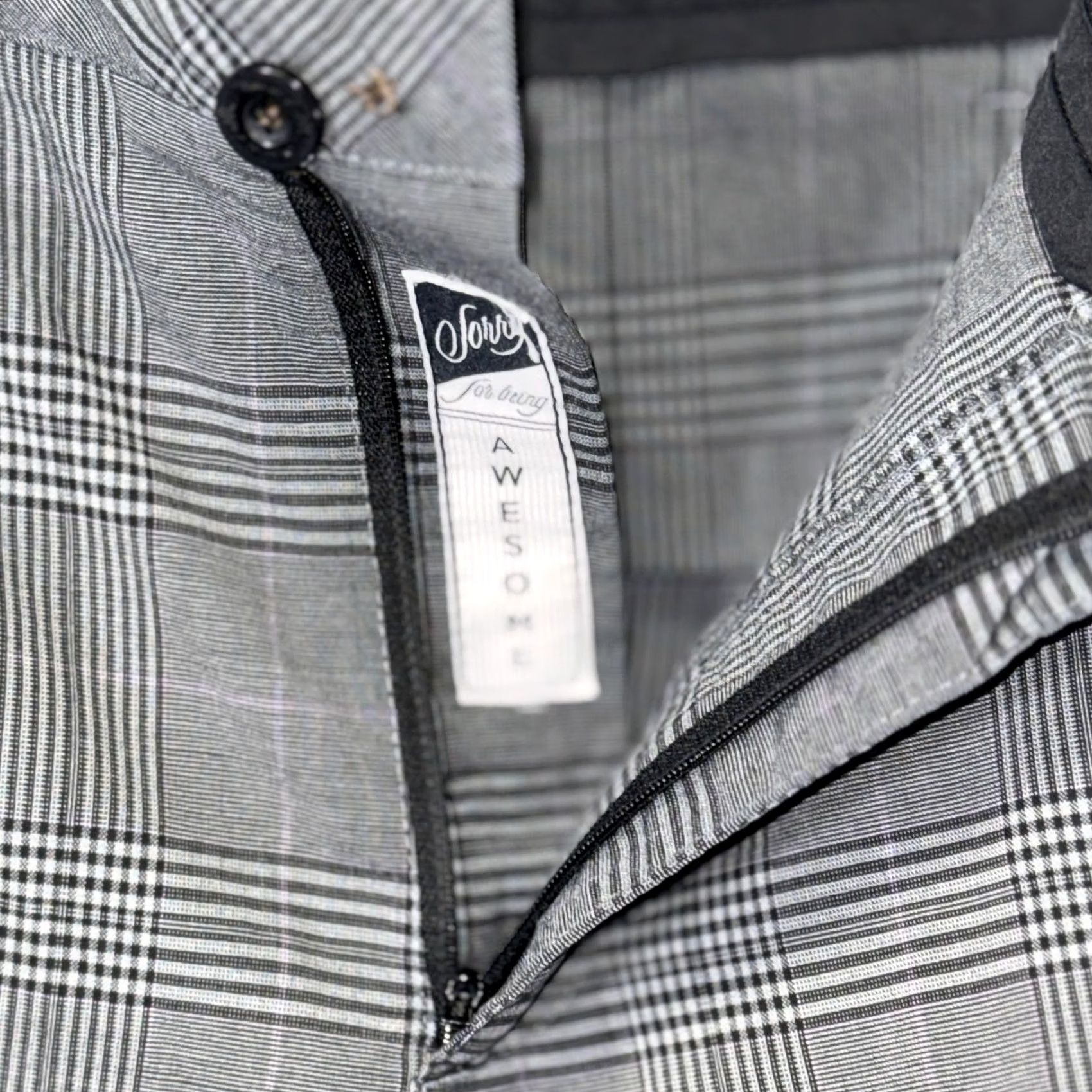 TravisMathew VINTAGE Travis Mathew Shorts Mens 40 Gray Plaid Golf Stretch Performance Casual Dress Size US 40 / EU 56 - 5 Thumbnail