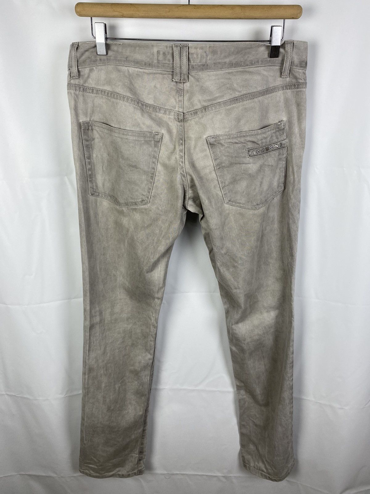 John Richmond Richmond Jeans Stone Washed Low Rise Denim Men size 32 Size US 32 / EU 48 - 5 Thumbnail