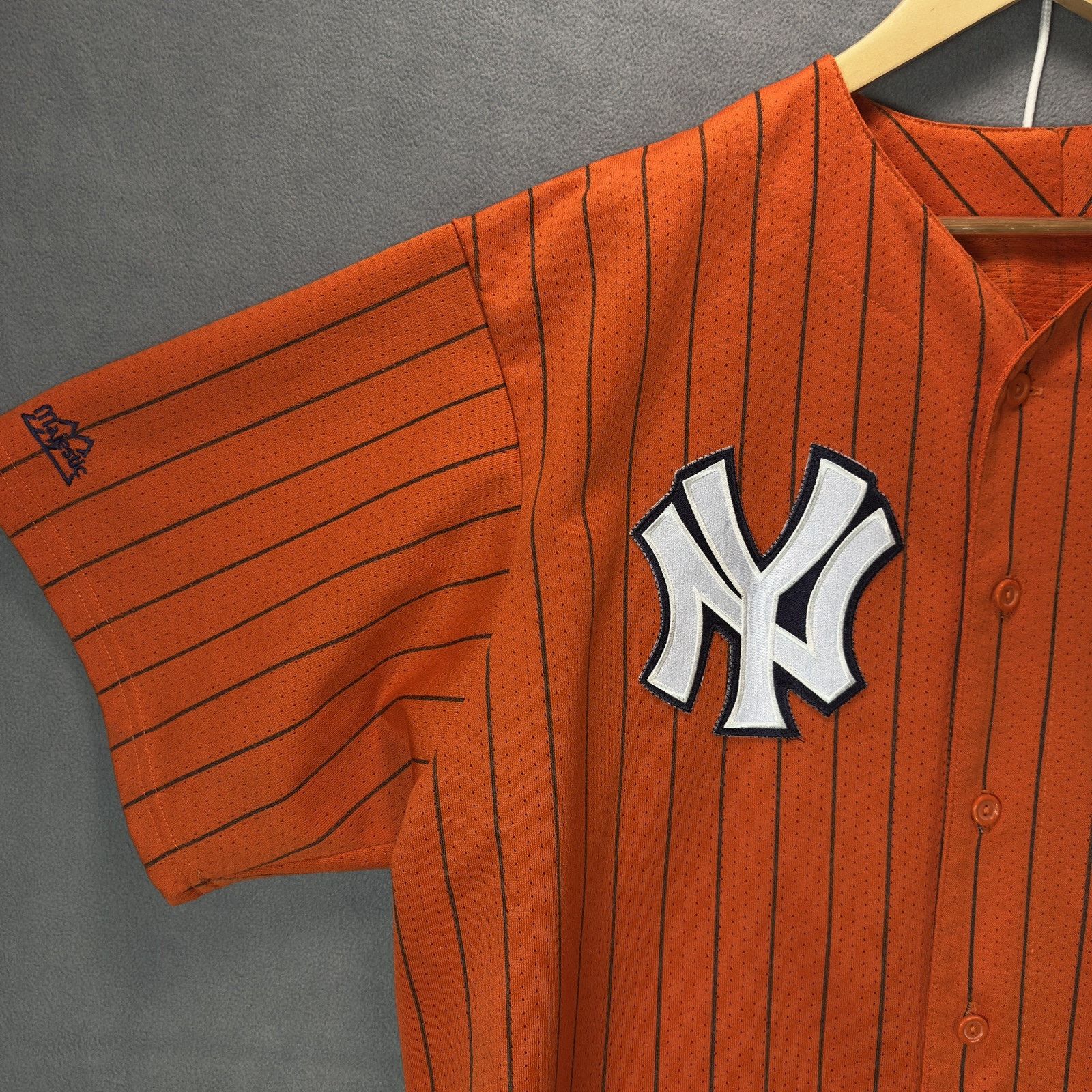 Majestic Yankees Tigers Collab Jersey Majestic Stitched Orange Rare Size 44 - 2 Thumbnail