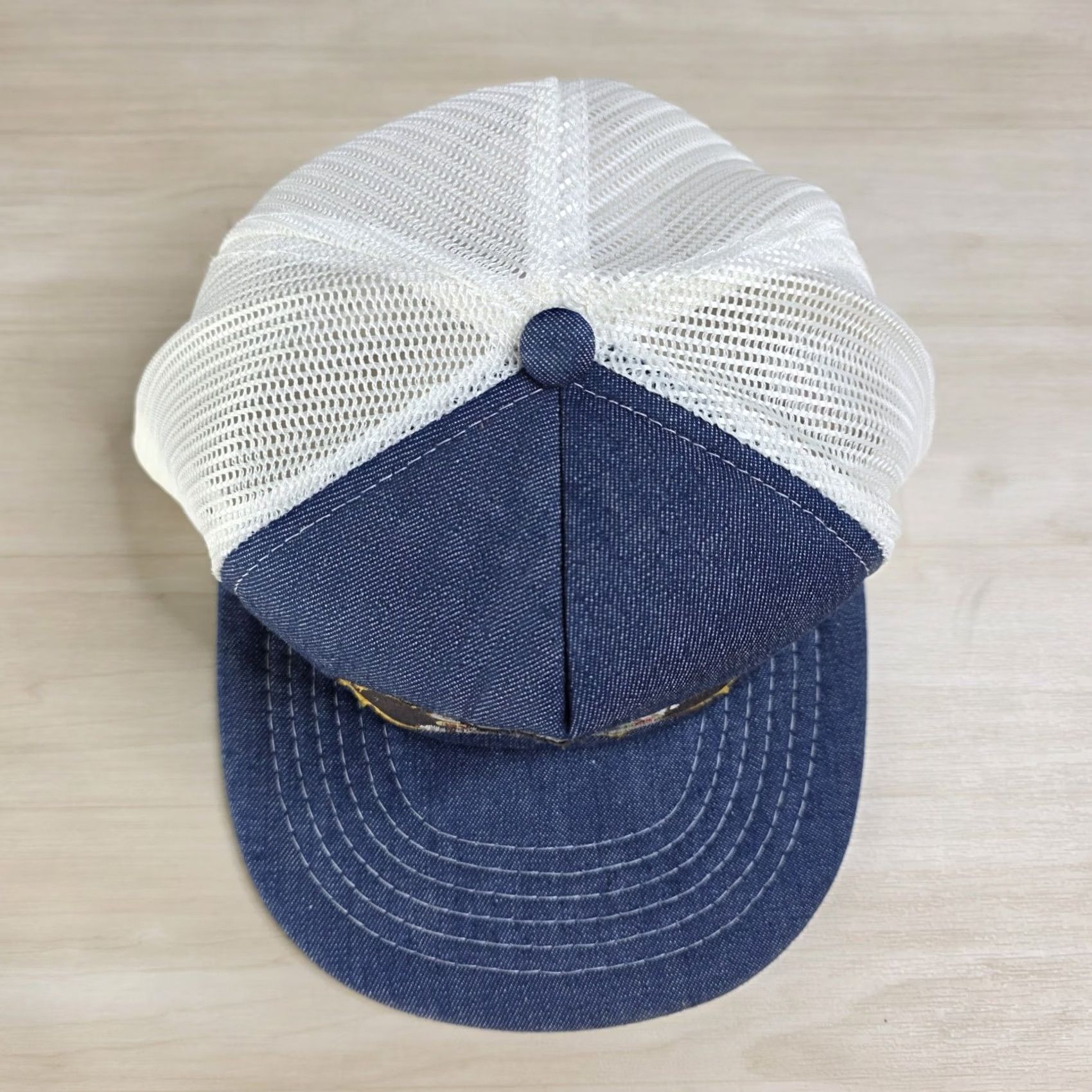 Vintage VINTAGE Cardinal Quarter Horse Wisconsin Snapback Trucker Hat Deadstock one size Adult Men White Adjustable Horse Theme Spring Summer Size ONE SIZE - 3 Thumbnail
