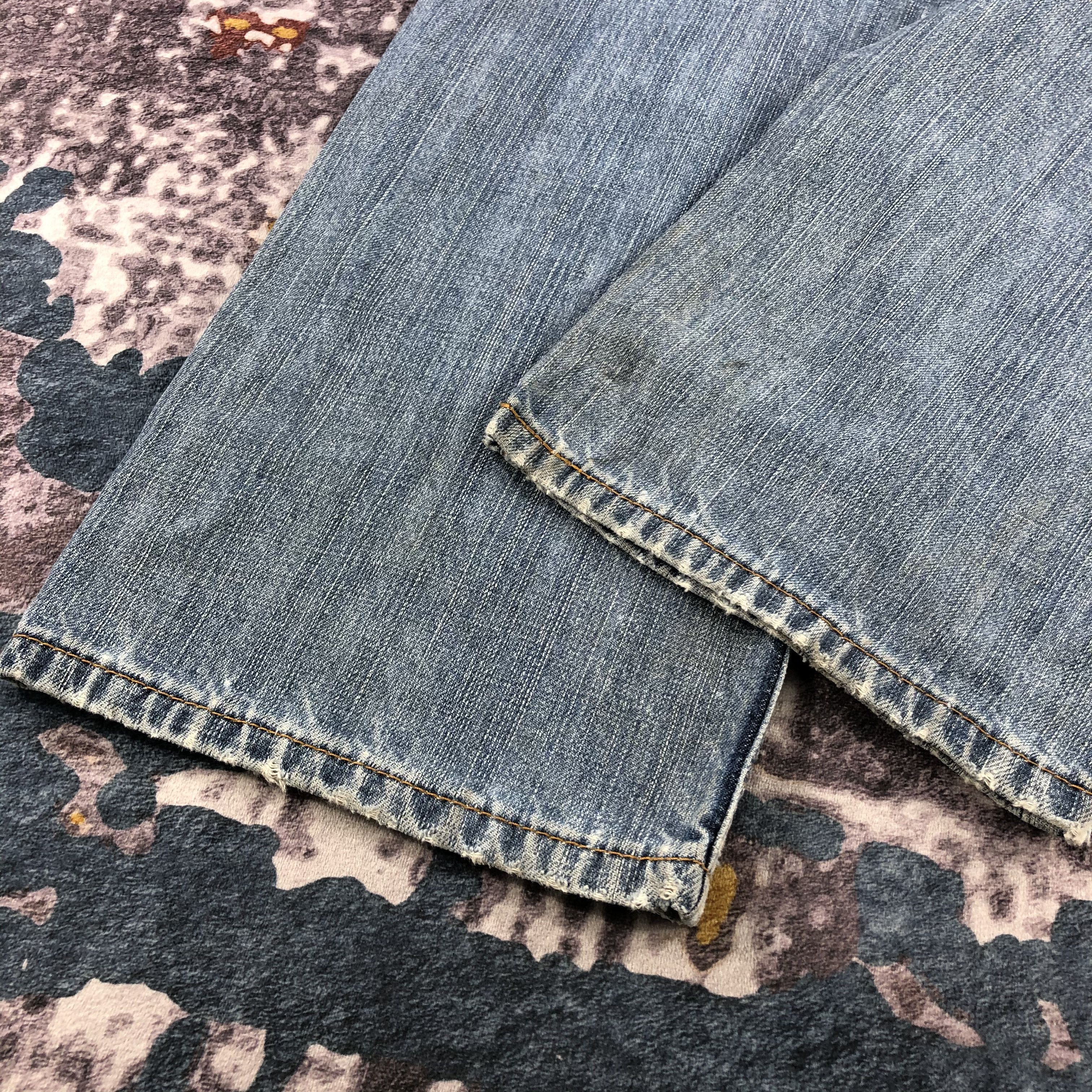 Levi's × Vintage Vintage Blue Wash Levis 559 Jeans-JM2491 Size US 35 - 7 Thumbnail