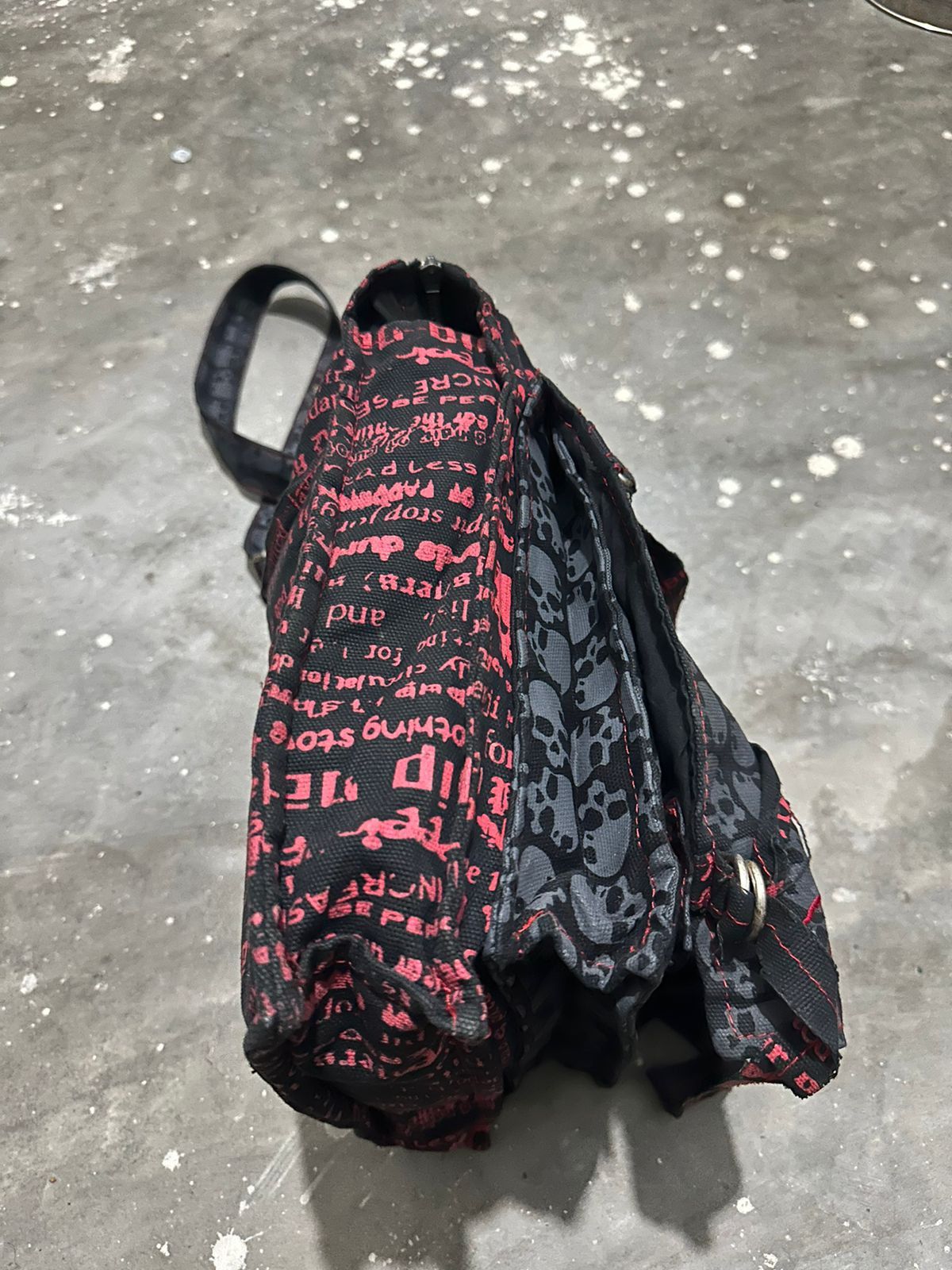 Japanese Brand Beautiful Punk Bondage Bag Skull Body Line Blood Storm Size ONE SIZE - 15 Thumbnail