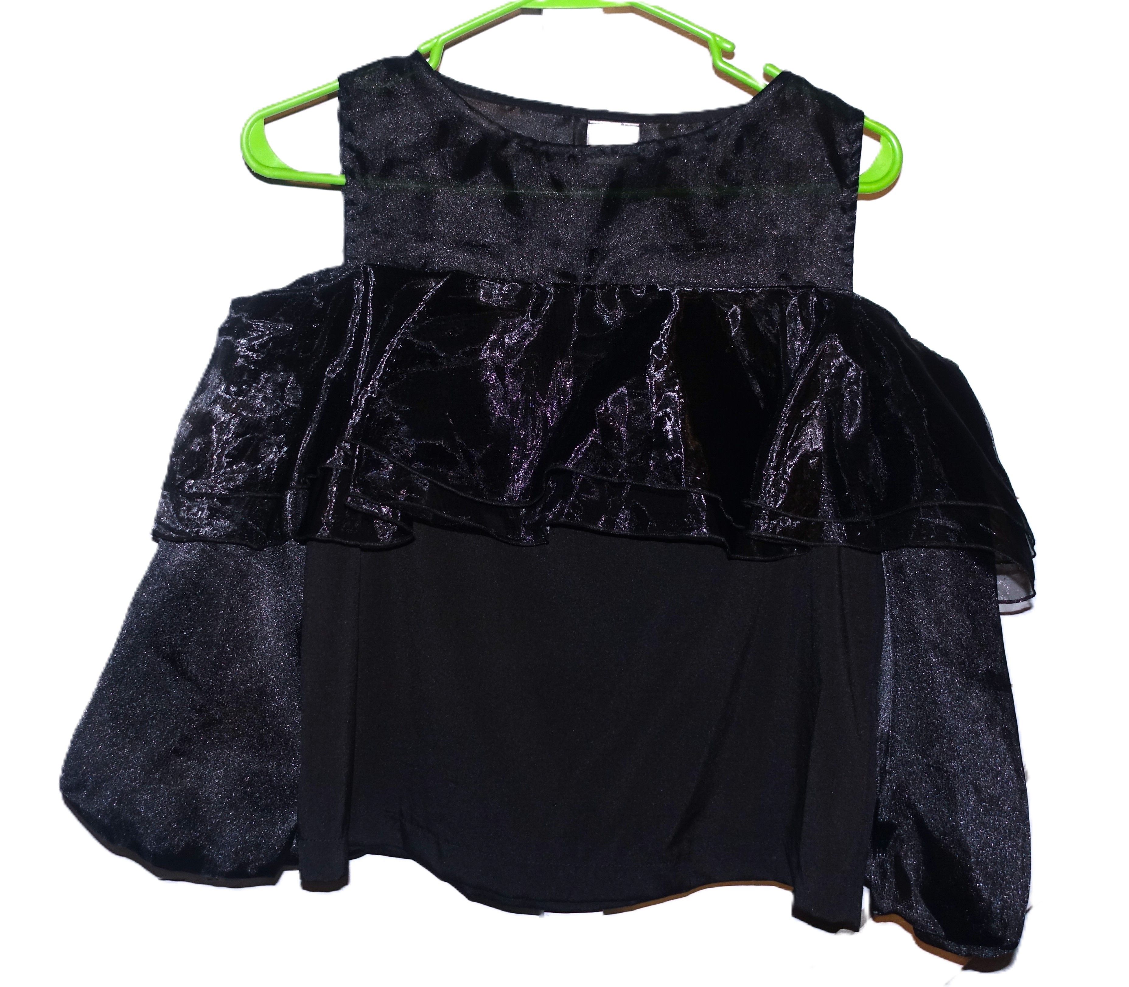 Other Twist & Turn Black Cold Shoulder Blouse One Size Size ONE SIZE - 6 Thumbnail