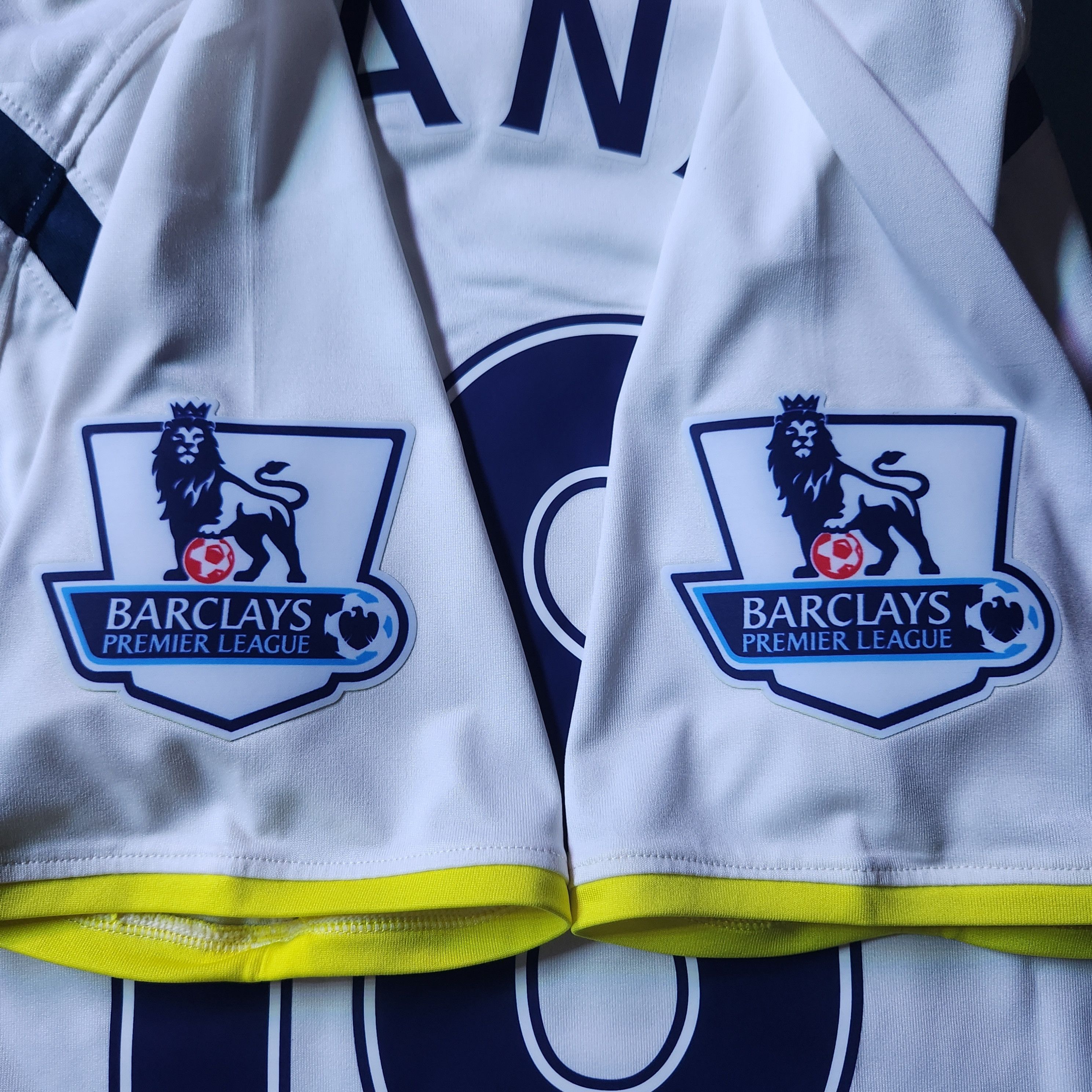 Under Armour Authentic Tottenham Hotspur Spurs KANE 2014-2015 Home Jersey Size US M / EU 48-50 / 2 - 9 Thumbnail