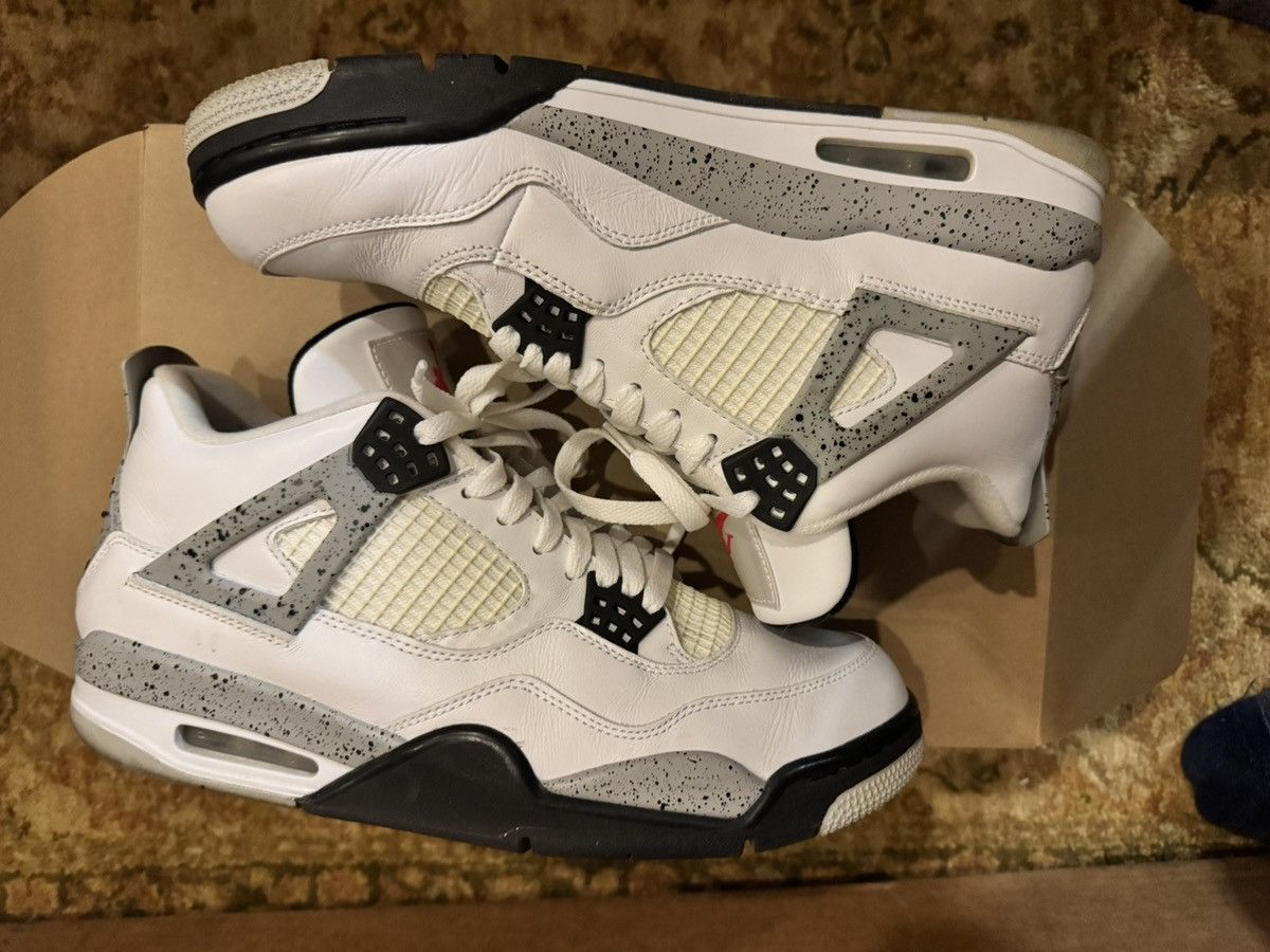 Jordan Brand × Nike Jordan 4 Cement Size 10.5 Size US 10.5 / EU 43-44 - 3 Thumbnail