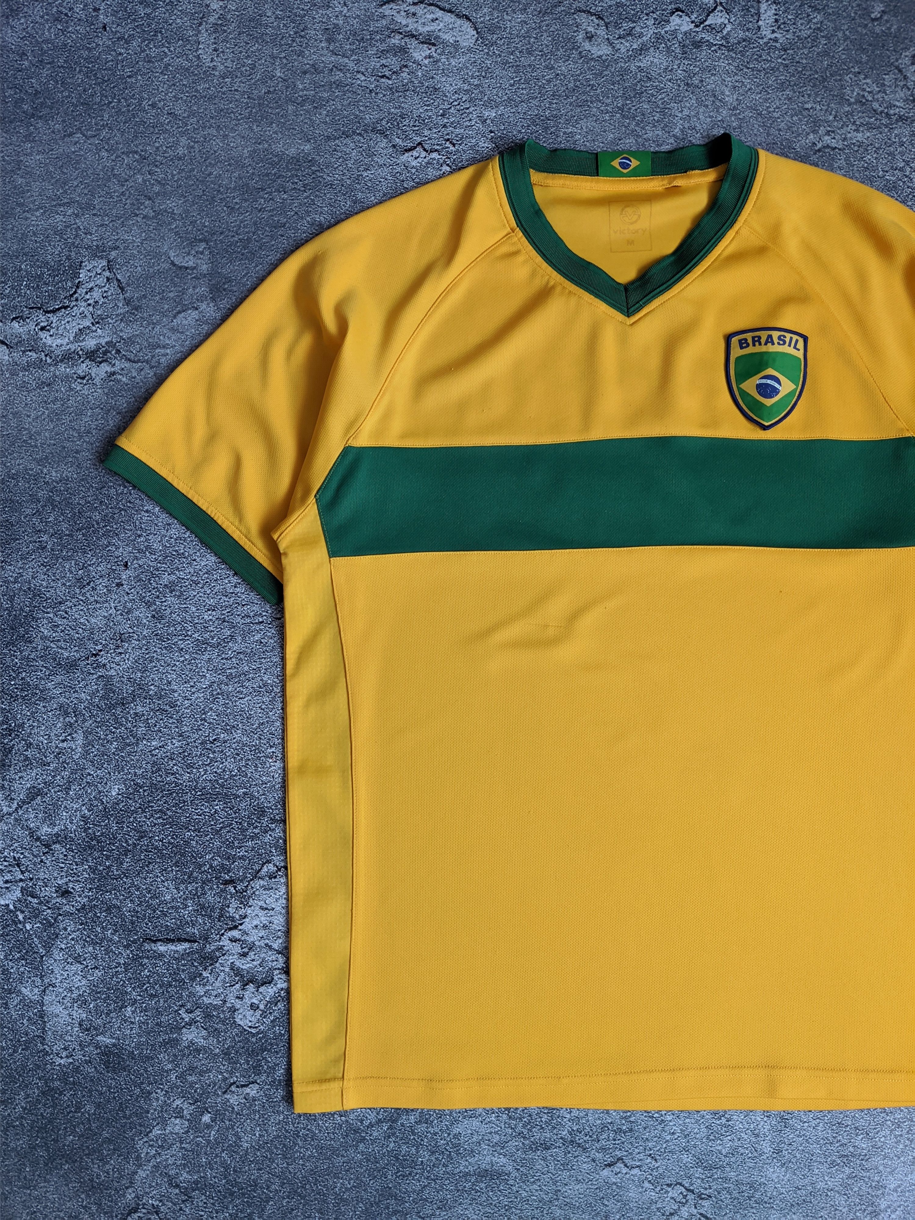 Vintage Vintage brasil tshirt jersey y2k big logo Size US M / EU 48-50 / 2 - 7 Thumbnail