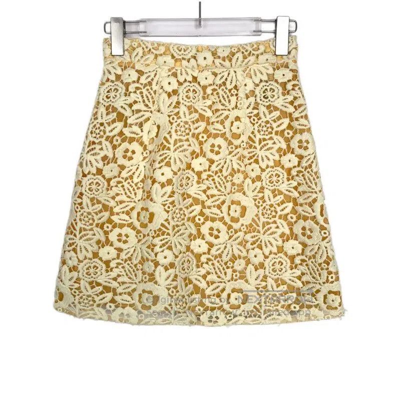 Miu Miu Miu Miu Yellow Floral Lace Mini Skirt . Size 22" - 2 Thumbnail