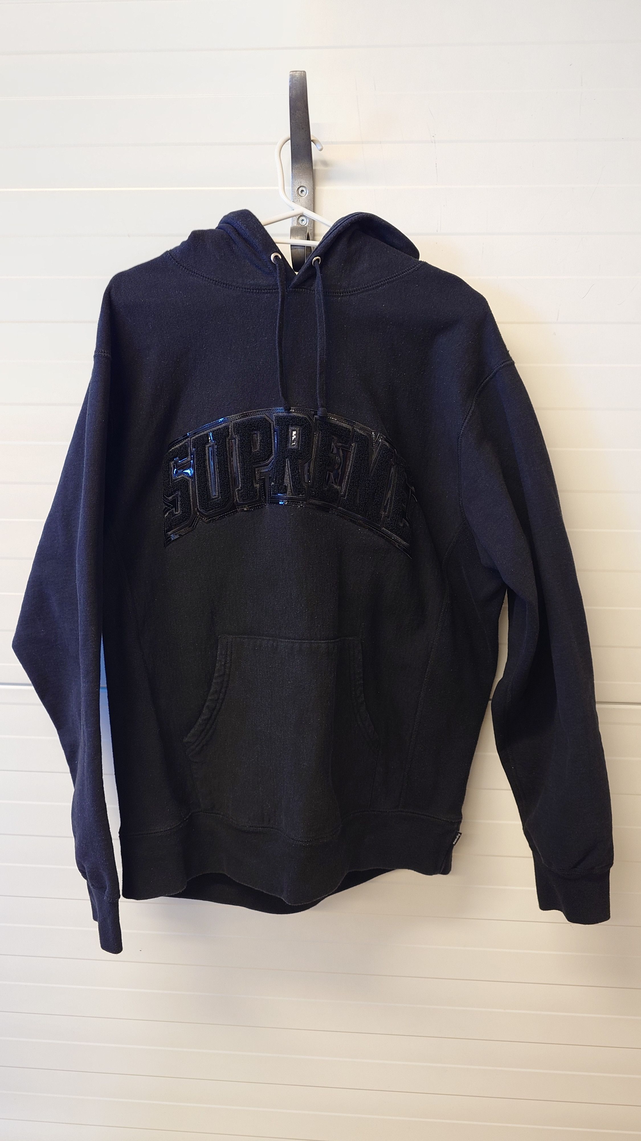 Supreme Supreme Chenille Arc Size US XL / EU 56 / 4 - 1 Thumbnail