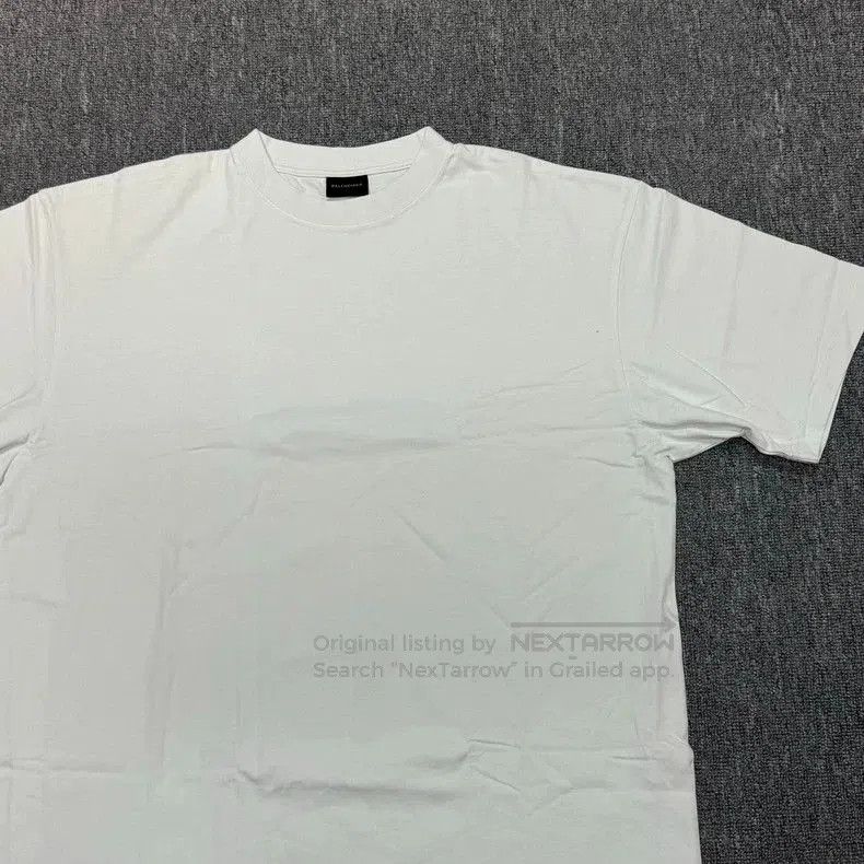 Balenciaga Balenciaga White Crystal Logo Short Sleeve T-shirt. Size US M / EU 48-50 / 2 - 3 Thumbnail
