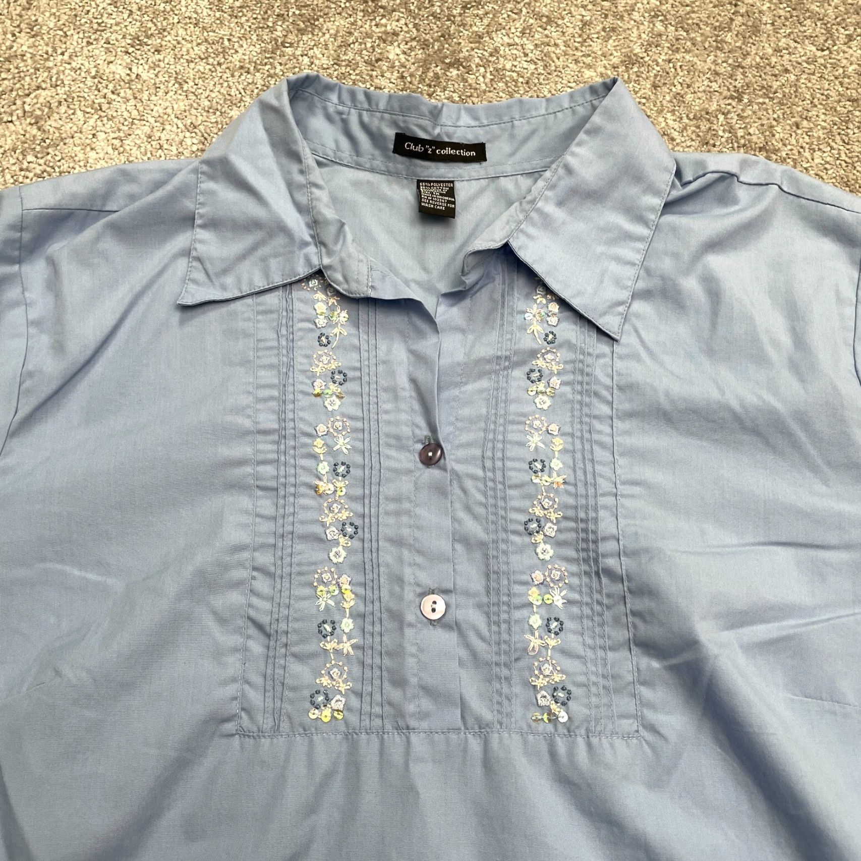 Vintage Club "Z" Collection Blouse Womens 1X Blue Short Sleeve Button Up Floral Embroidered Shirt Size XL / US 12-14 / IT 48-50 - 3 Thumbnail