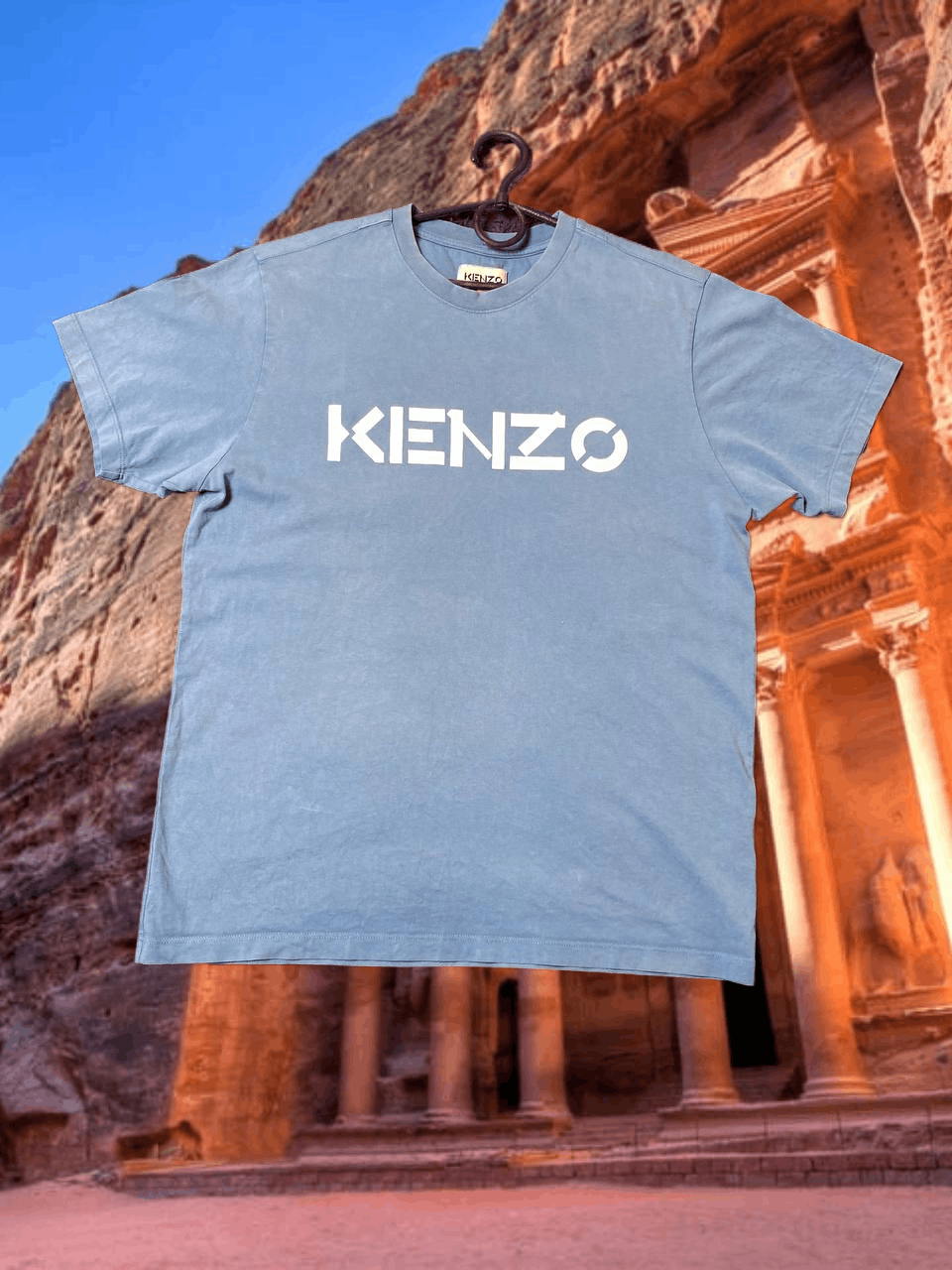 Kenzo Vintage T-Shirt Kenzo blue big logo crazy Y2K luxury Size US S / EU 44-46 / 1 - 1 Thumbnail