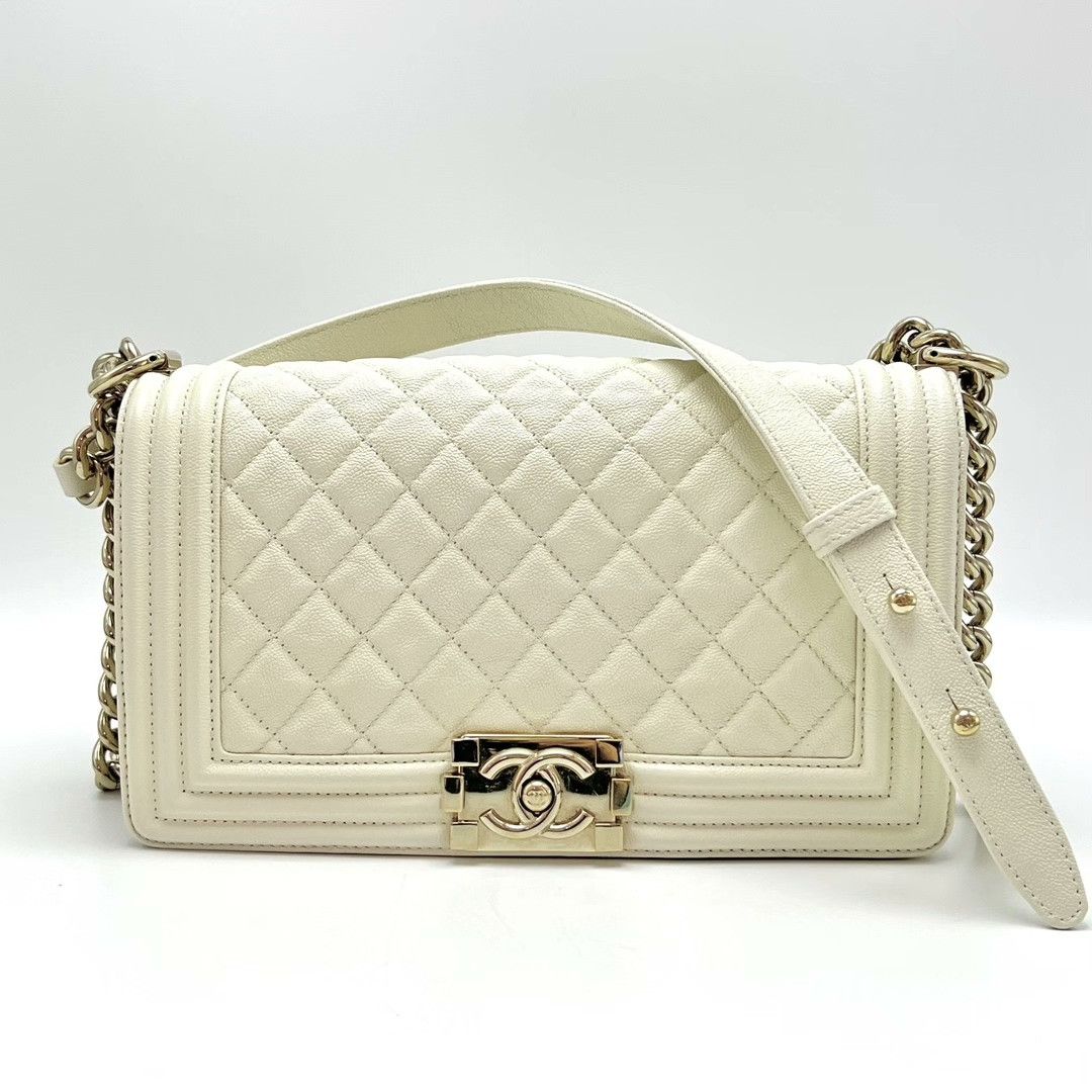 Chanel Pre-loved Bag Very good condition Size ONE SIZE - 1 Thumbnail