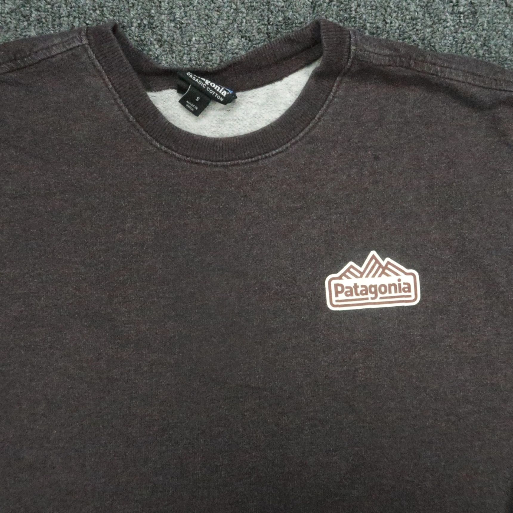 Patagonia Patagonia Sweatshirt Mens Small Pullover Hooded Crew Neck Purple Cotton Fleece All Seasons Vintage: No Size US S / EU 44-46 / 1 - 2 Thumbnail