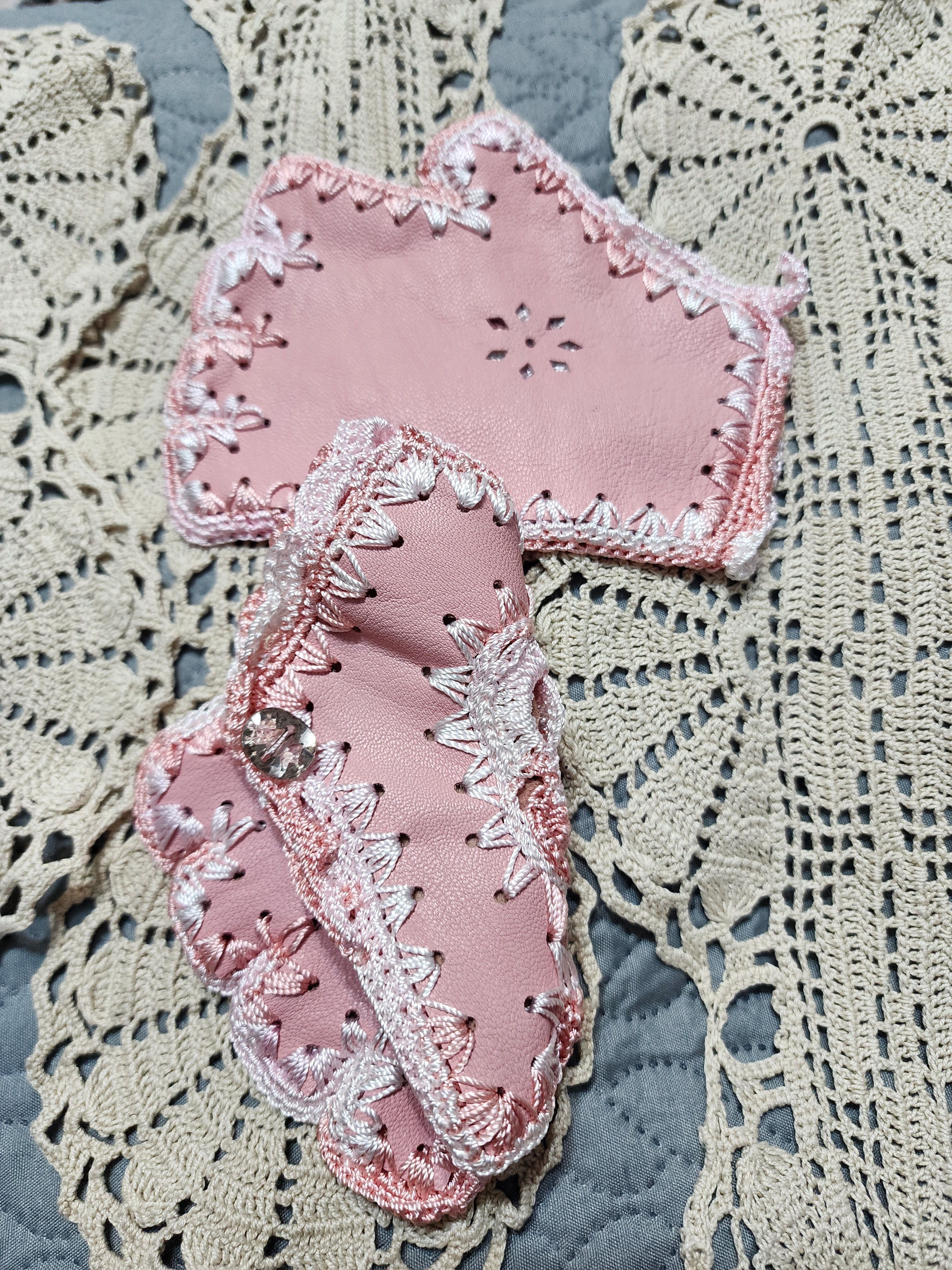 Genuine Leather Leather white and pink fingerless gloves woman Size ONE SIZE - 3 Thumbnail