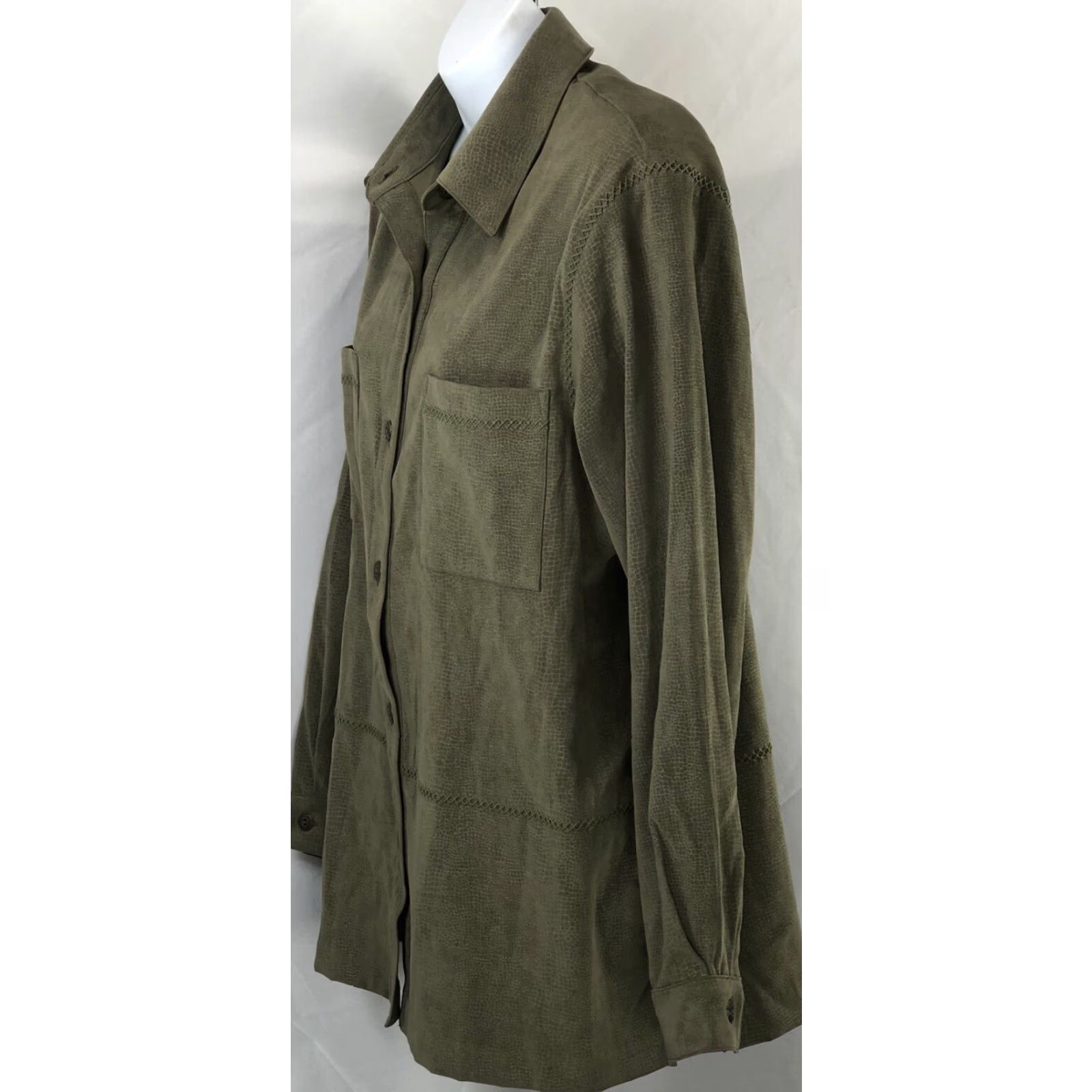Vintage VINTAGE Alfred Dunner Top Green Snake Microsuede Embroidered Crochet Pocket XL Women Button-Up Long Sleeve Casual Workwear 10 green Y2K Size XL / US 12-14 / IT 48-50 - 2 Thumbnail