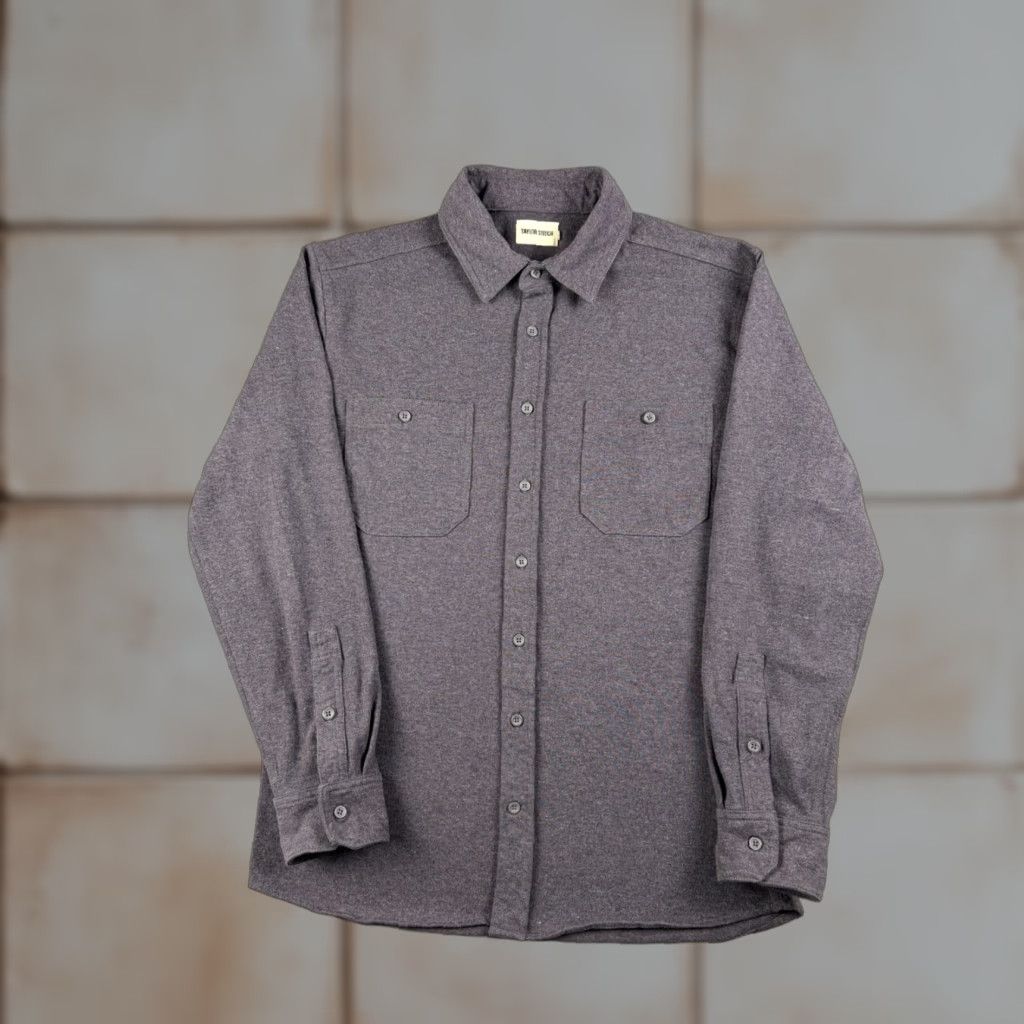 Taylor Stitch Taylor Stitch Shirt Men’s Size 40 Gray Button-Up Long Sleeve Organic Cotton Blend Regular Pocketed Old? No. Size US L / EU 52-54 / 3 - 1 Thumbnail