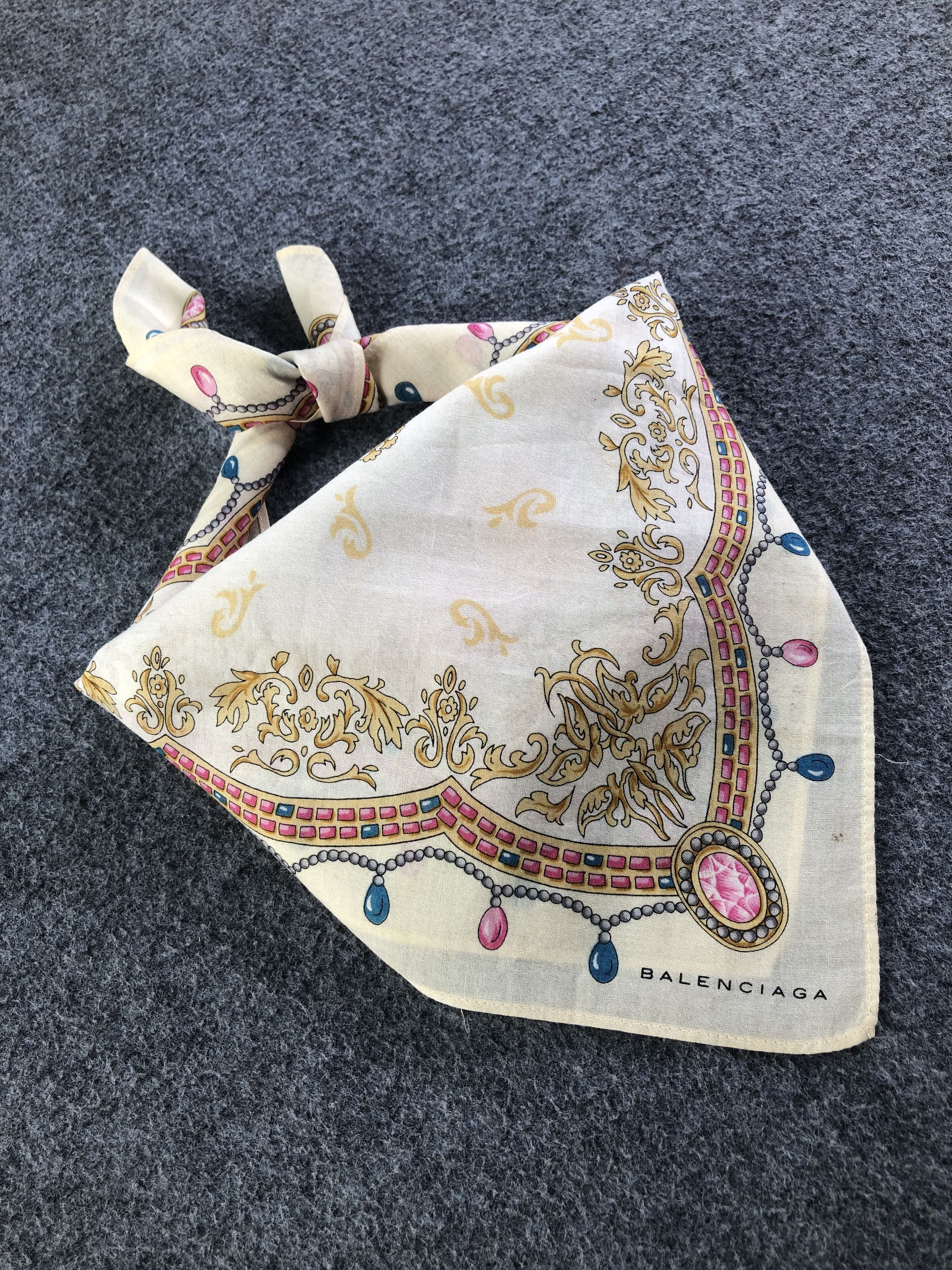 Vintage Balenciaga Handkerchief / Bandana / Neckerchief / Headscarf Size ONE SIZE - 2 Thumbnail