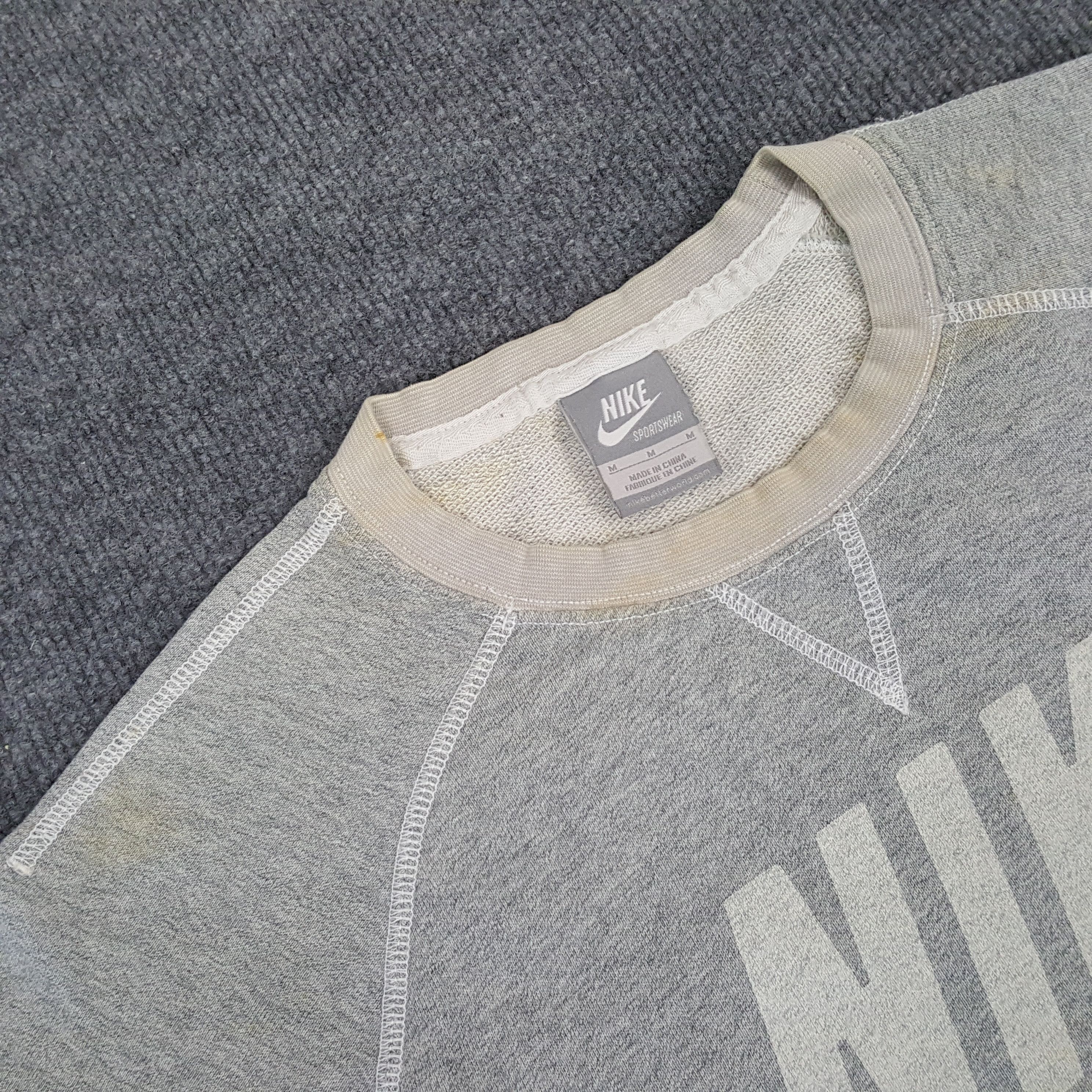 Nike × Vintage Nike Sportswear Center Big Swoosh Sweatshirt Size US S / EU 44-46 / 1 - 5 Thumbnail