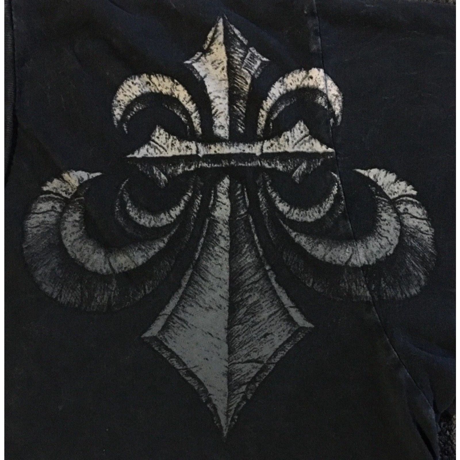 Tapout Vtg Tapout Shirt L Black Skull All Over Print Biker Emo Goth Grunge 80s 90s Harley Punk Rock USA Skate Y2K Cross Studded Men’s T-Shirt Size US L / EU 52-54 / 3 - 4 Thumbnail