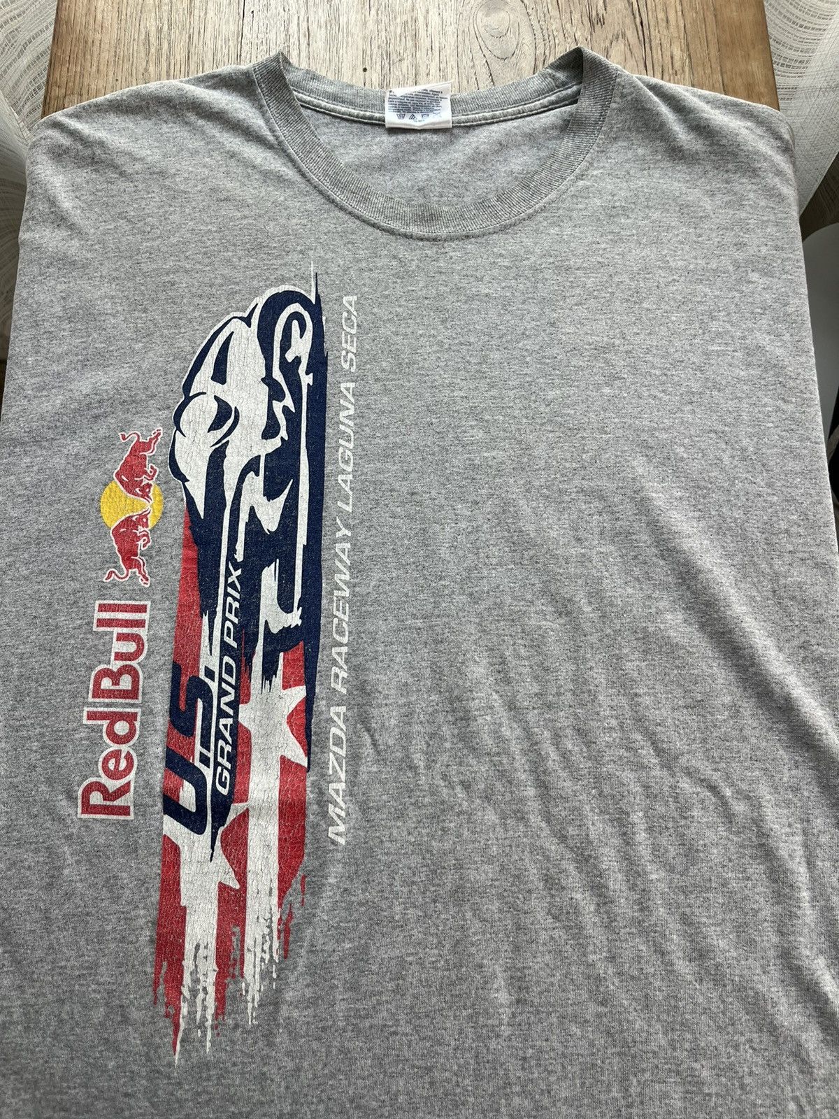 Red Bull × Vintage Vintage Red Bull Grand Prix MotoGP Mazda Raceway 00’s Tshirt Size US XXL / EU 58 / 5 - 4 Thumbnail